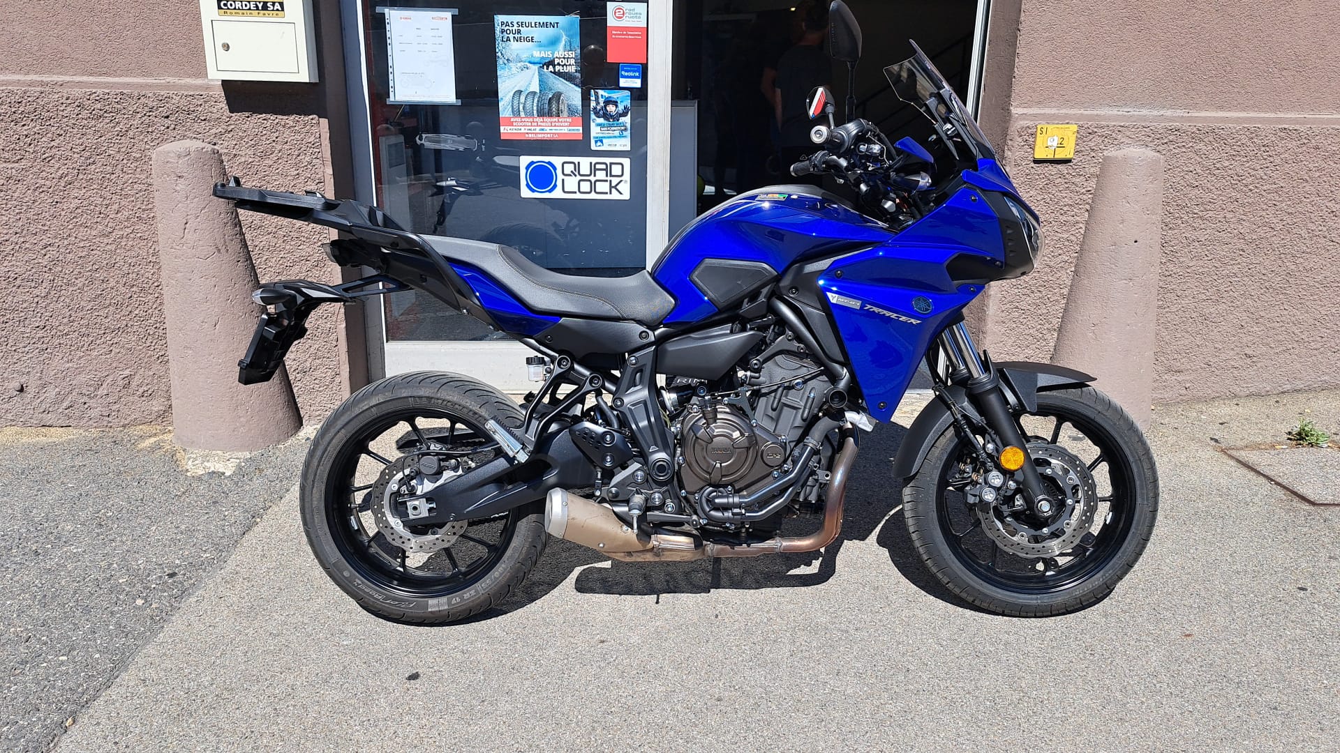 YAMAHA Tracer 700 ABS-showroom-element-1