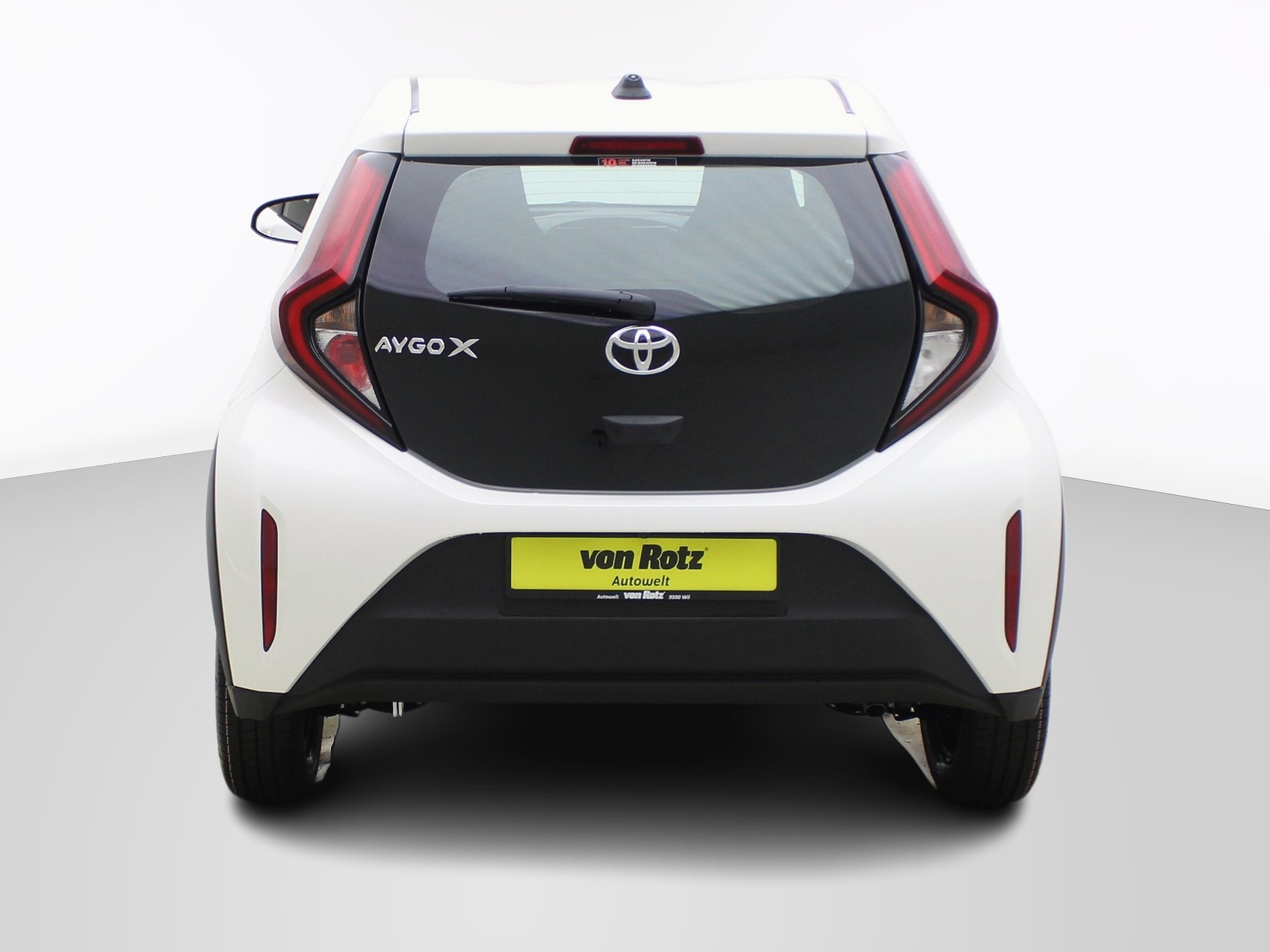 TOYOTA Aygo X 1.0 VVT-i Comfort ** 8-Fach Bereift **-image-2