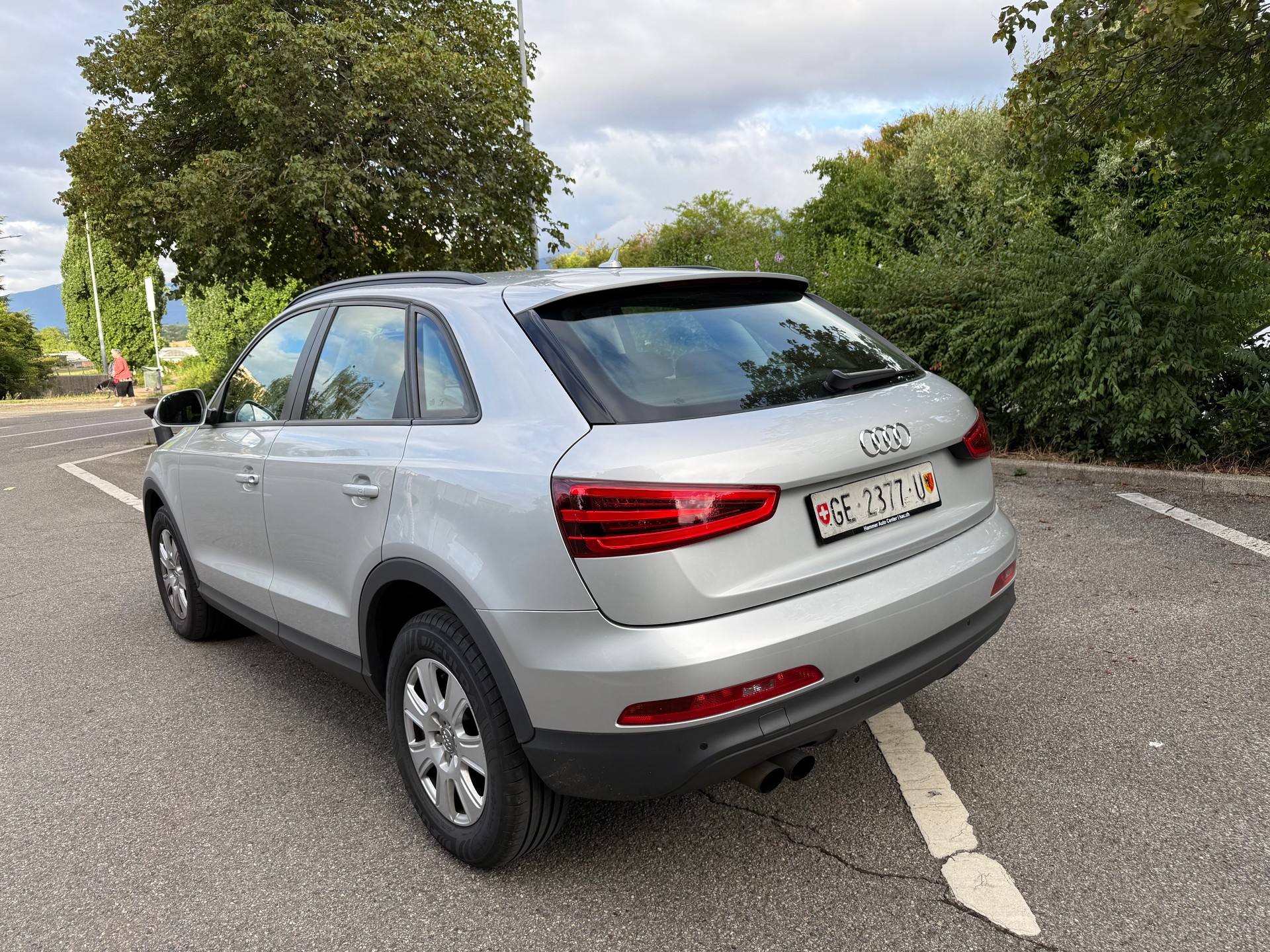 AUDI Q3 2.0 TDI-image-7