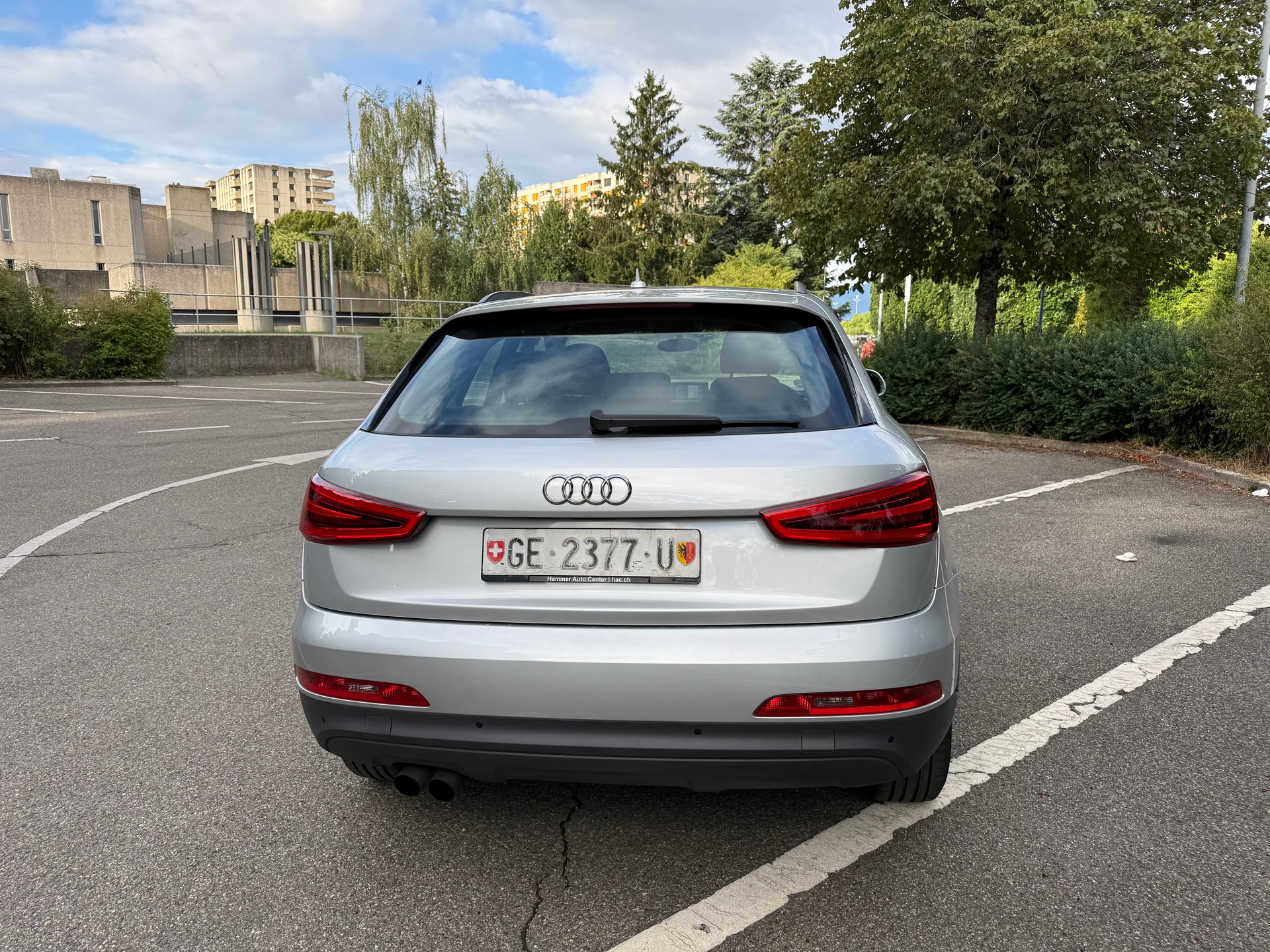 AUDI Q3 2.0 TDI-image-6