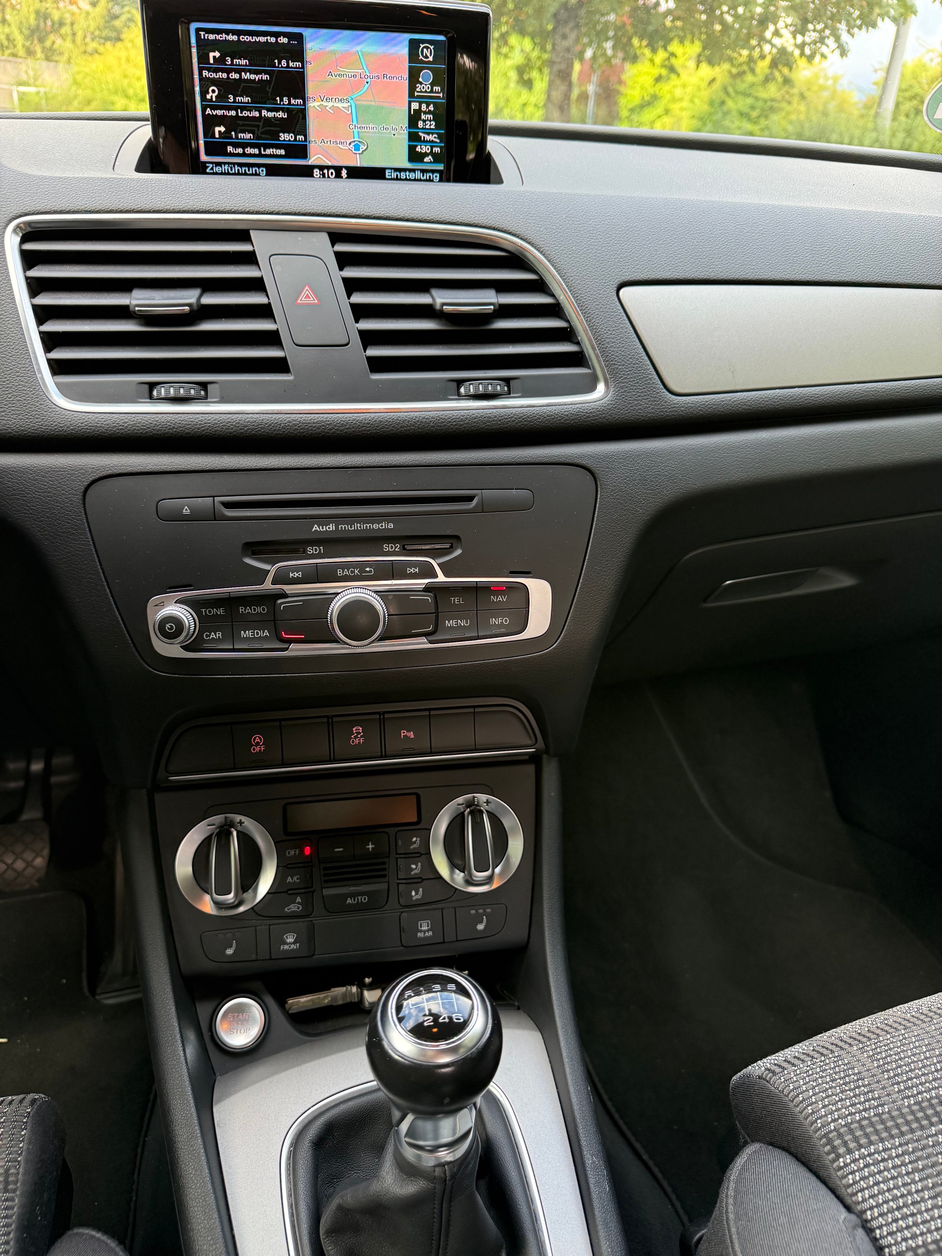 AUDI Q3 2.0 TDI-image-13