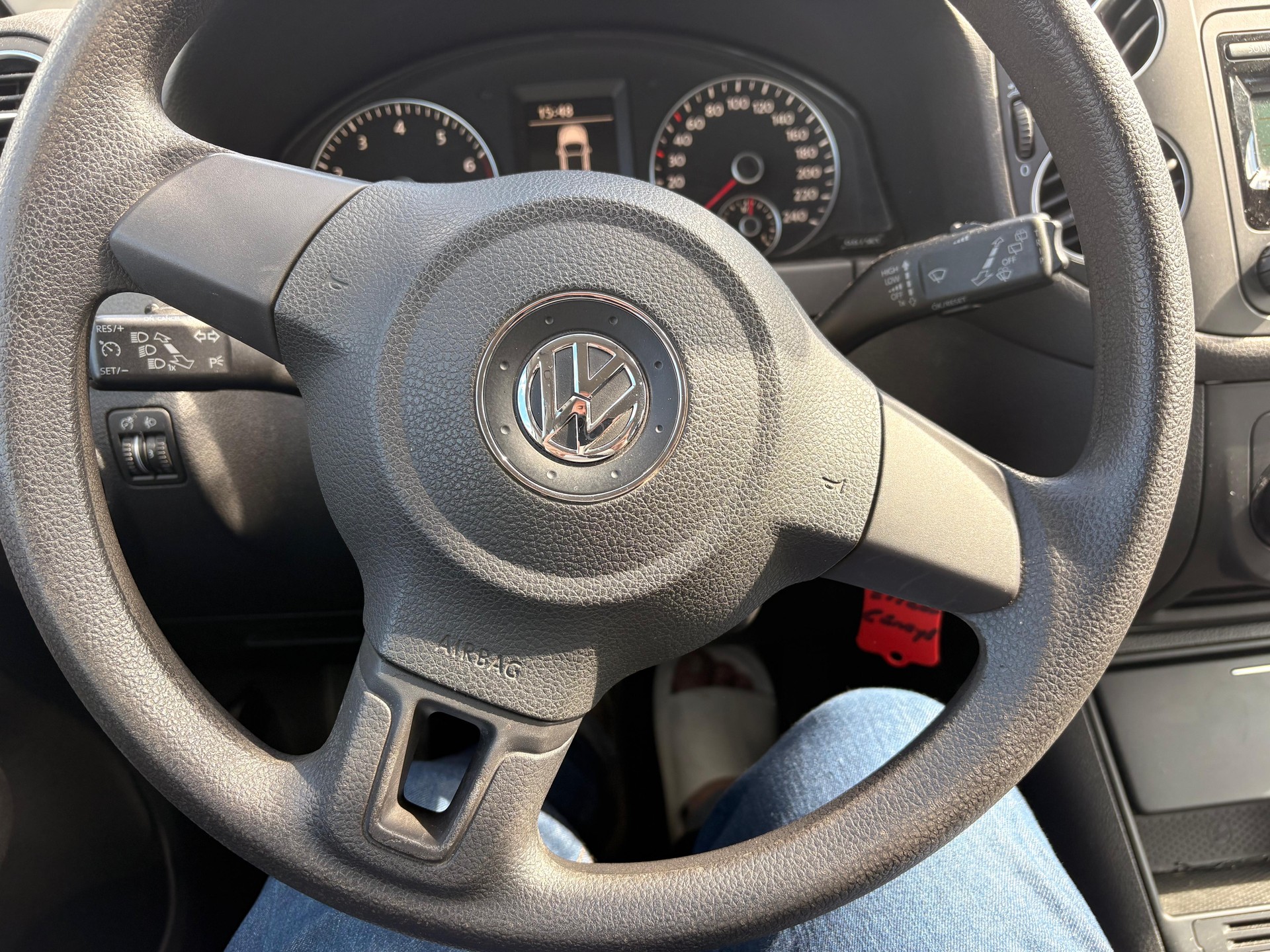 VW Golf Plus 1.2 TSI BlueMotion Technology Team-image-6