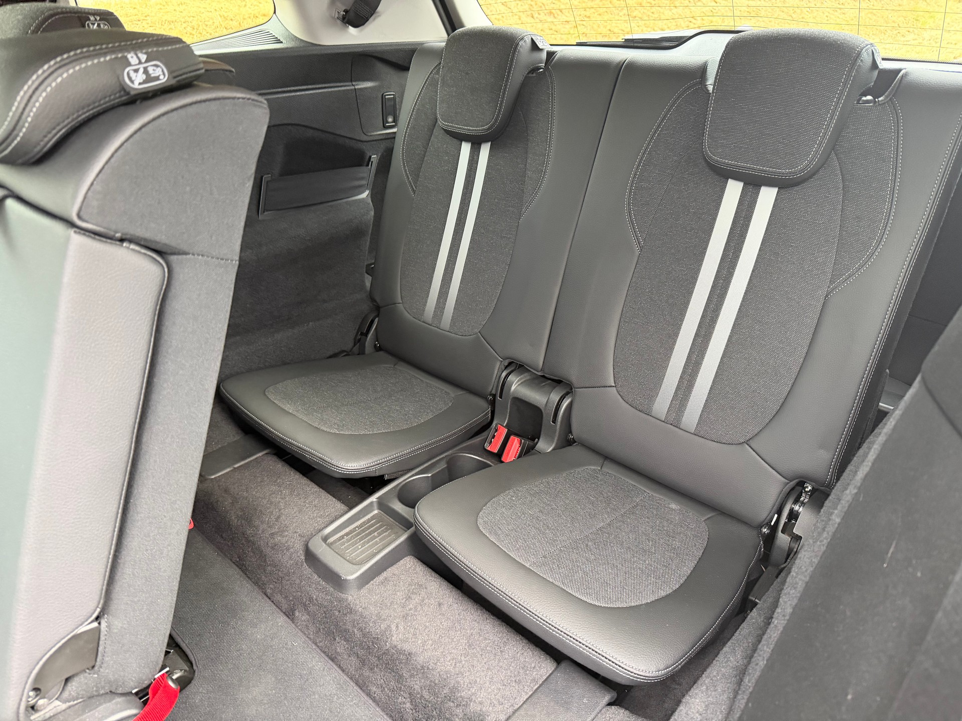 BMW 218d xDrive Gran Tourer Steptronic Sport Line-image-8