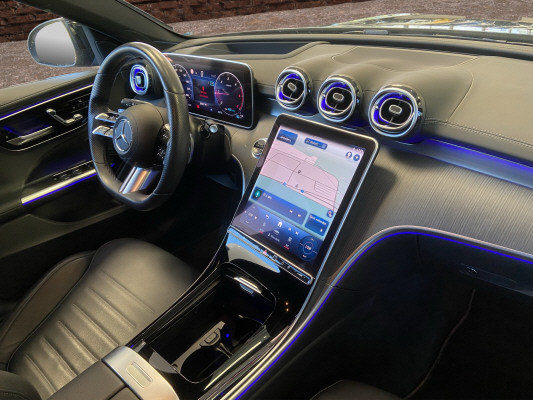 MERCEDES-BENZ C 220 d T 4M AMG Line-image-13