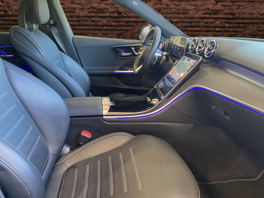 MERCEDES-BENZ C 220 d T 4M AMG Line-image-10