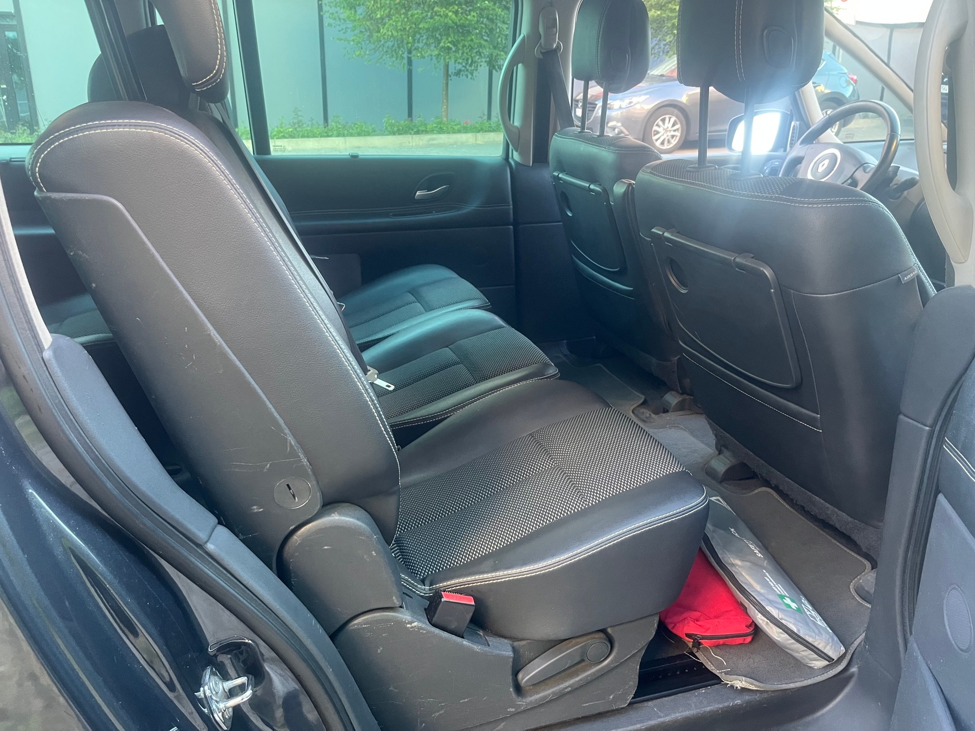 RENAULT Espace 2.0 dCi Dynamique Automatic-image-6
