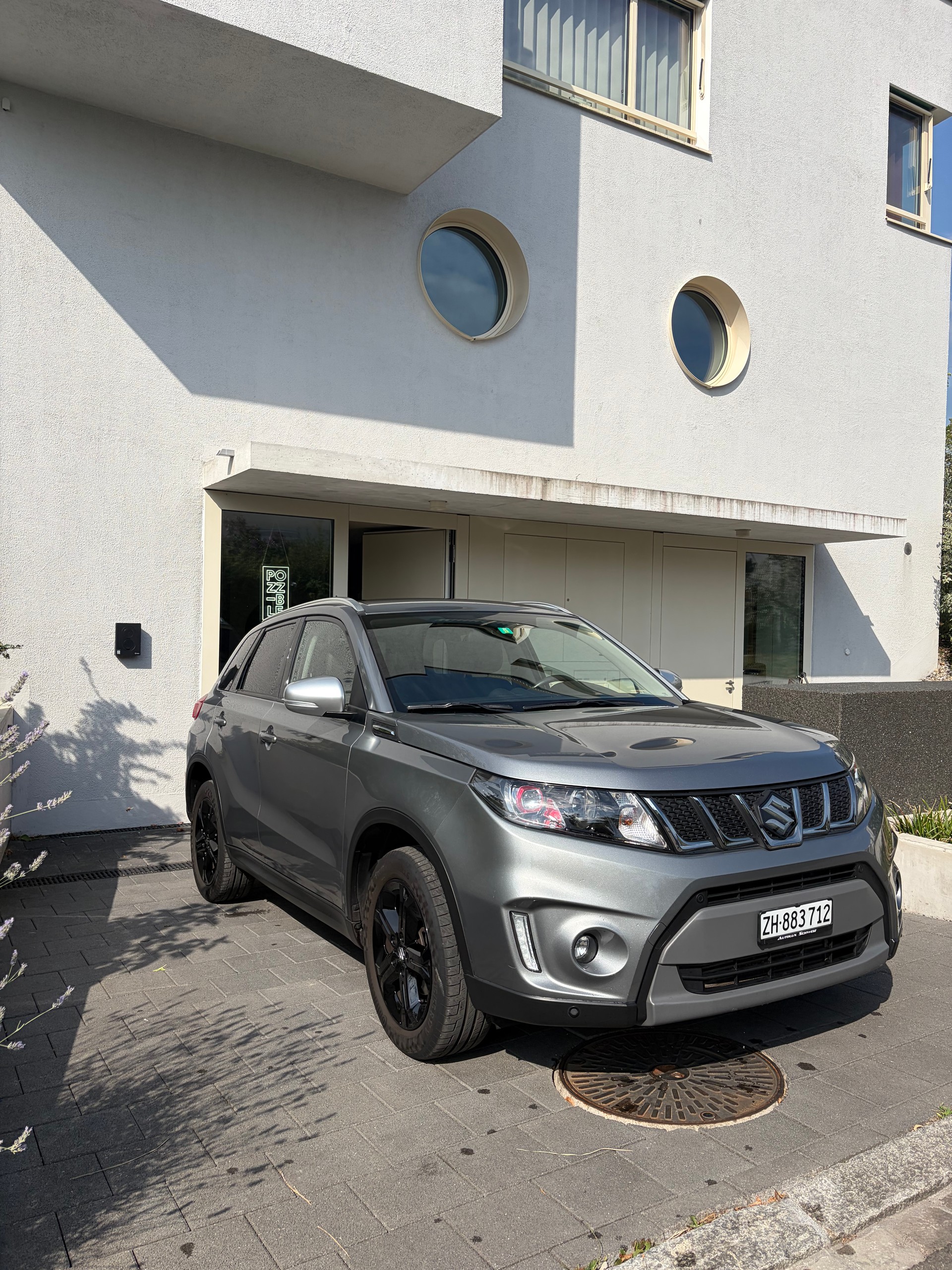 SUZUKI 1.4 T Compact Top 4x4-image-2