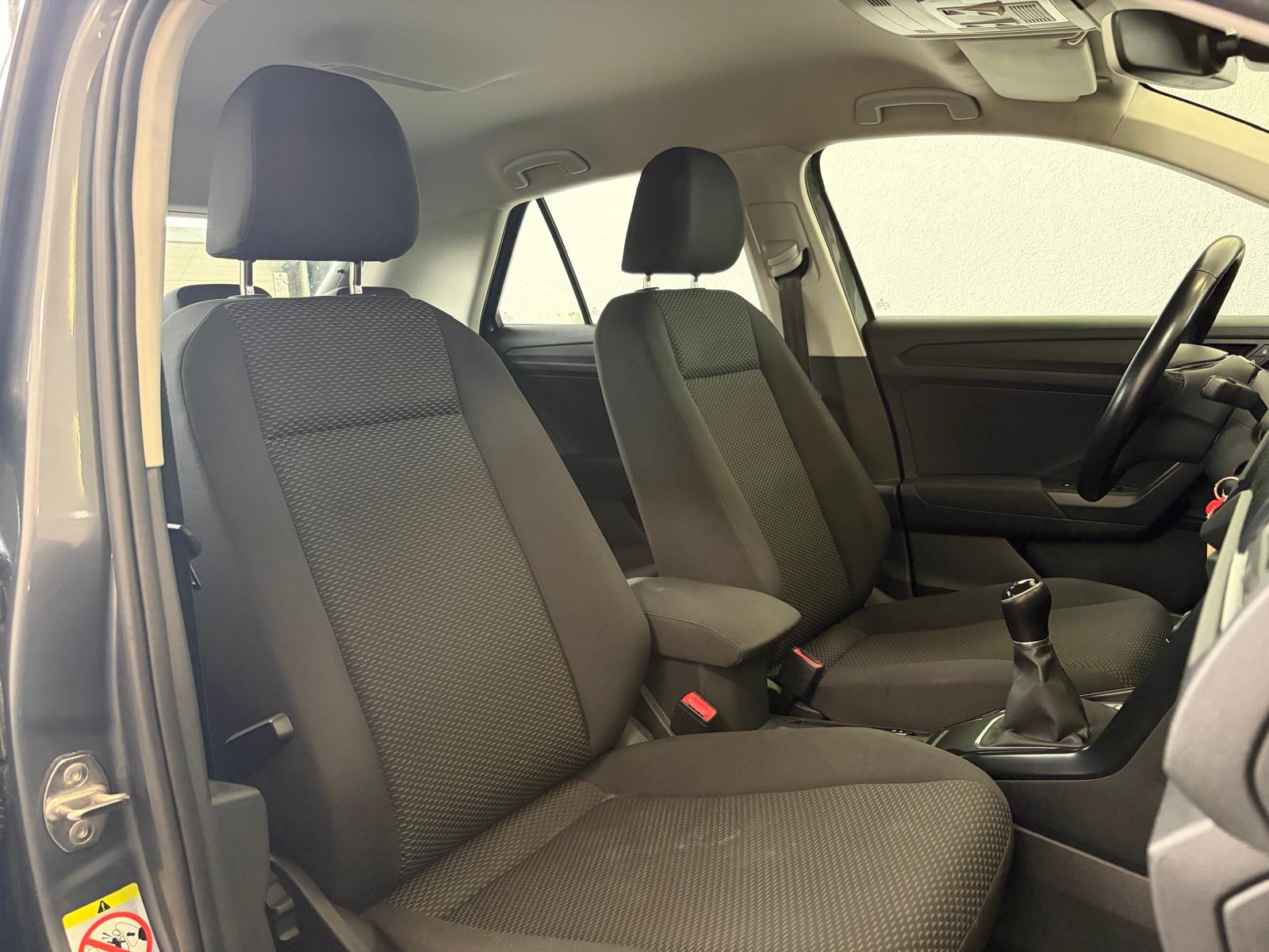 VW T-Roc 1.0 TSI Advance - Attelage - Service du jour-image-7