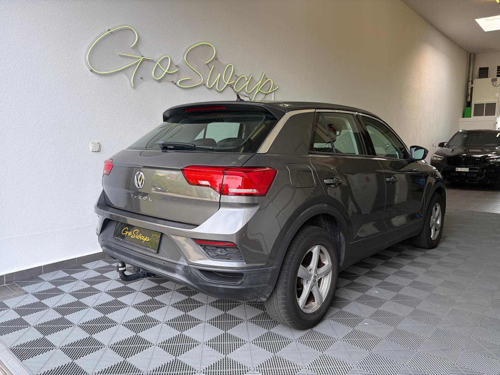 VW T-Roc 1.0 TSI Advance - Attelage - Service du jour-image-1