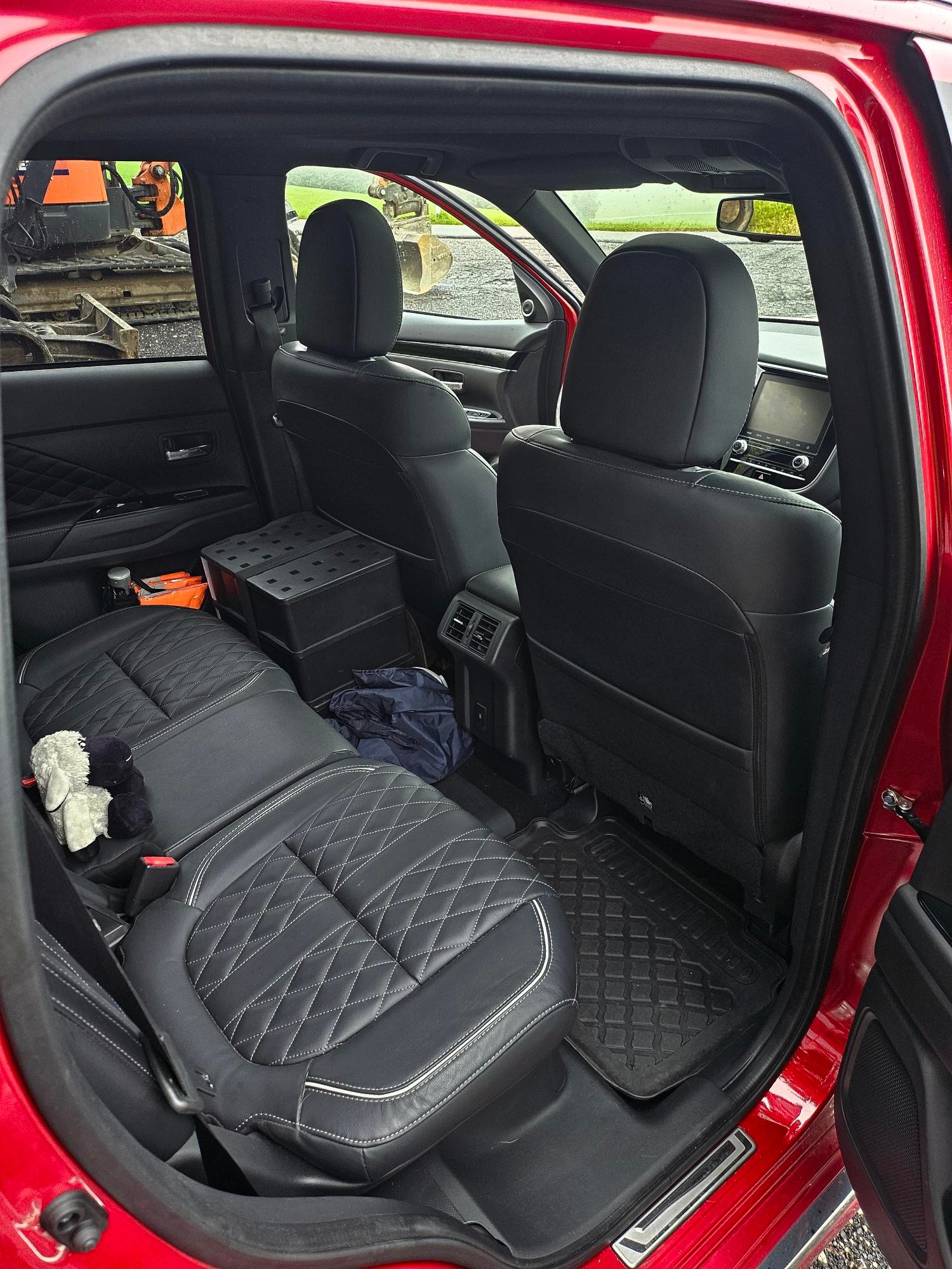MITSUBISHI 2.4 PHEV Diamond-image-2