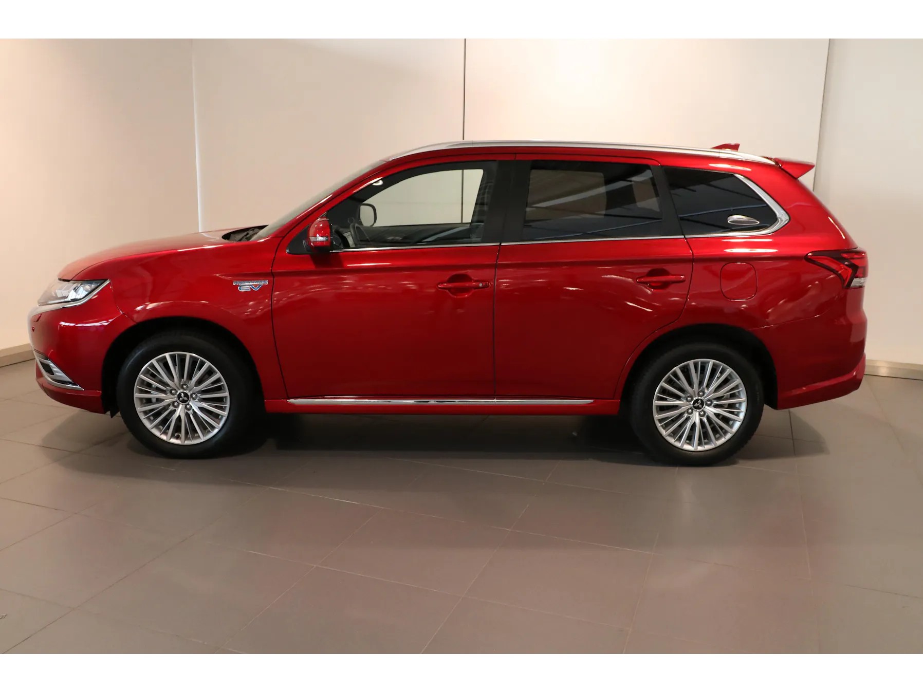 MITSUBISHI 2.4 PHEV Diamond-image-1