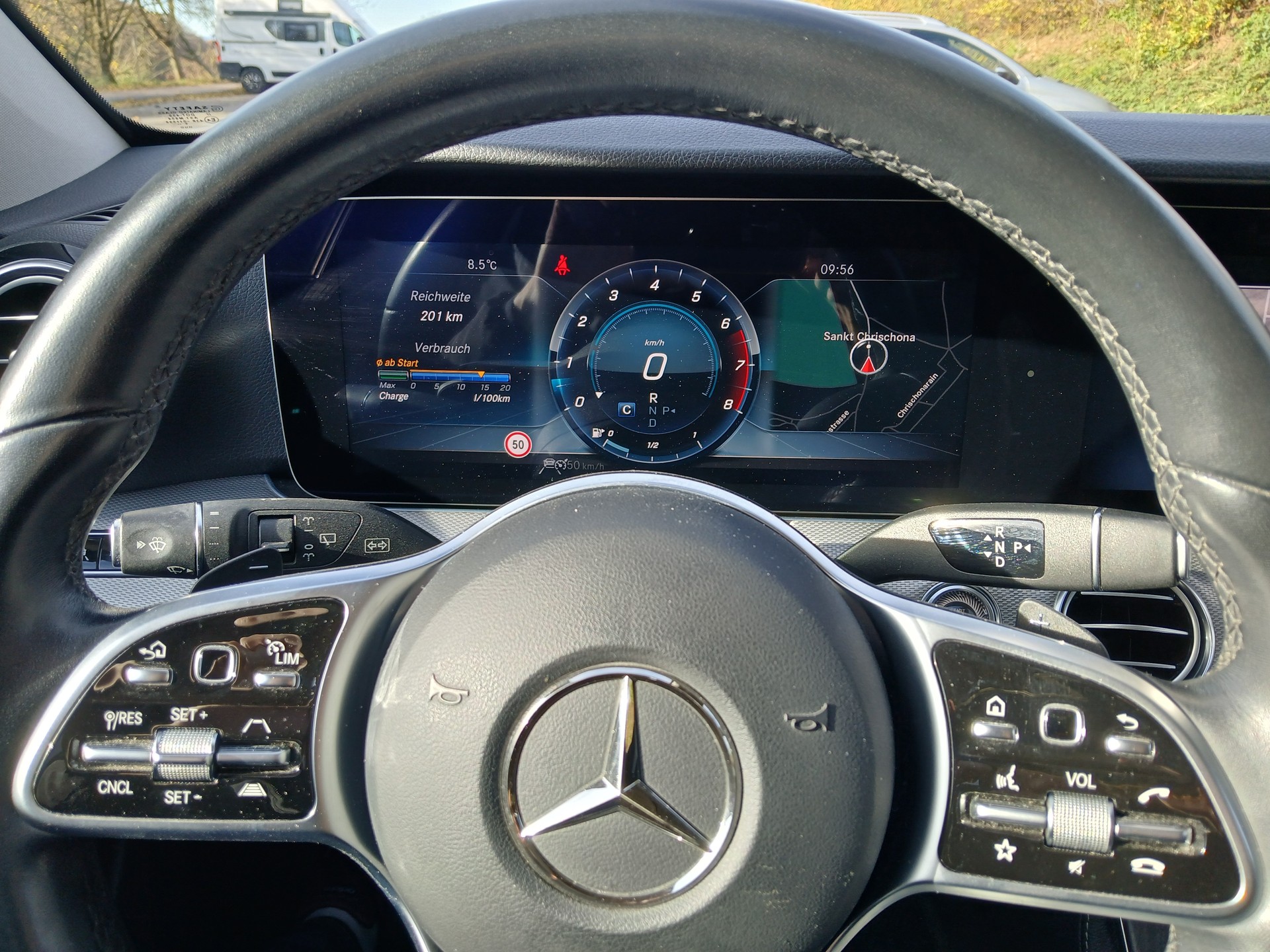 MERCEDES-BENZ E 200 Avantgarde 9G-Tronic-image-7