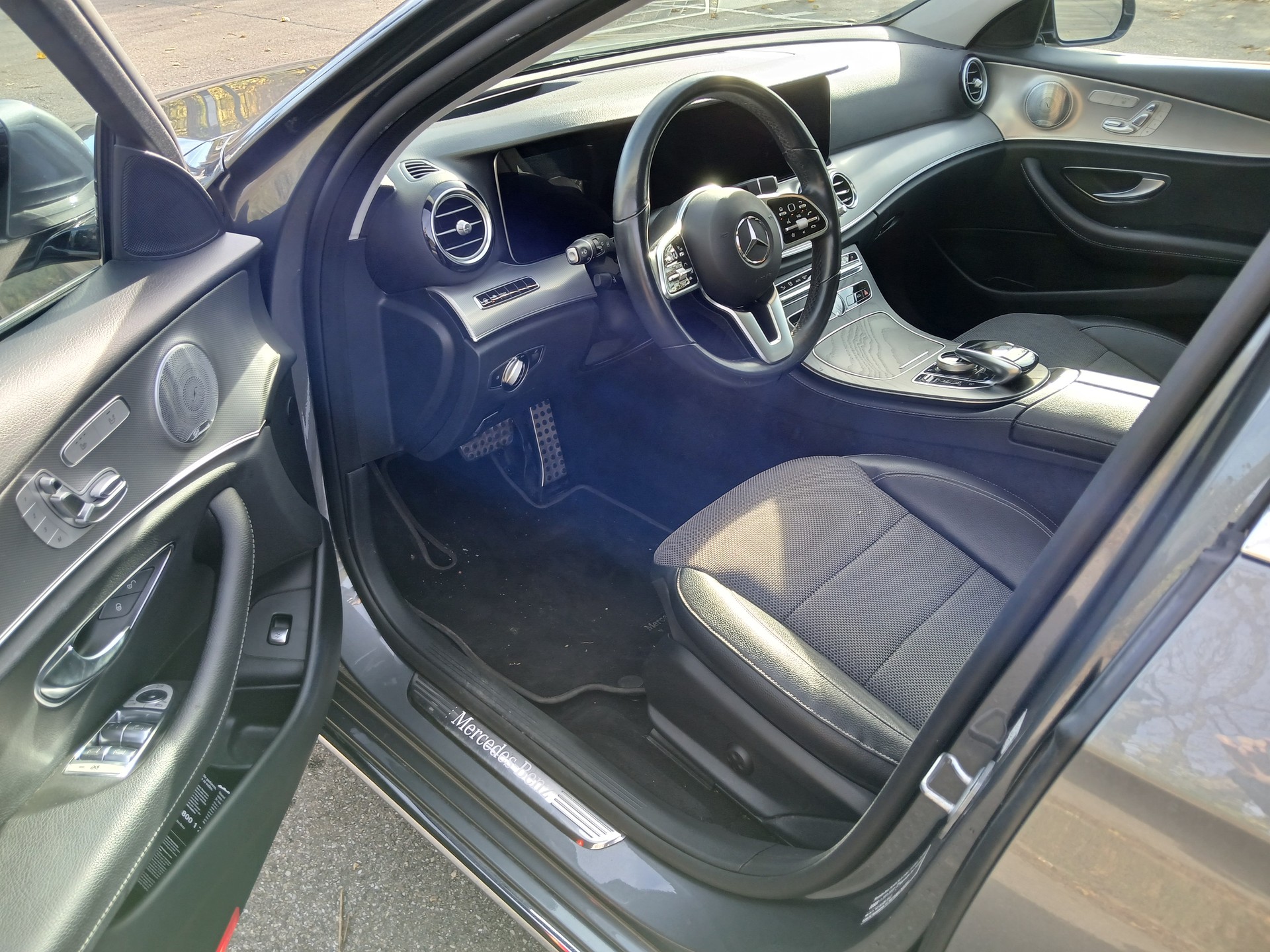 MERCEDES-BENZ E 200 Avantgarde 9G-Tronic-image-5
