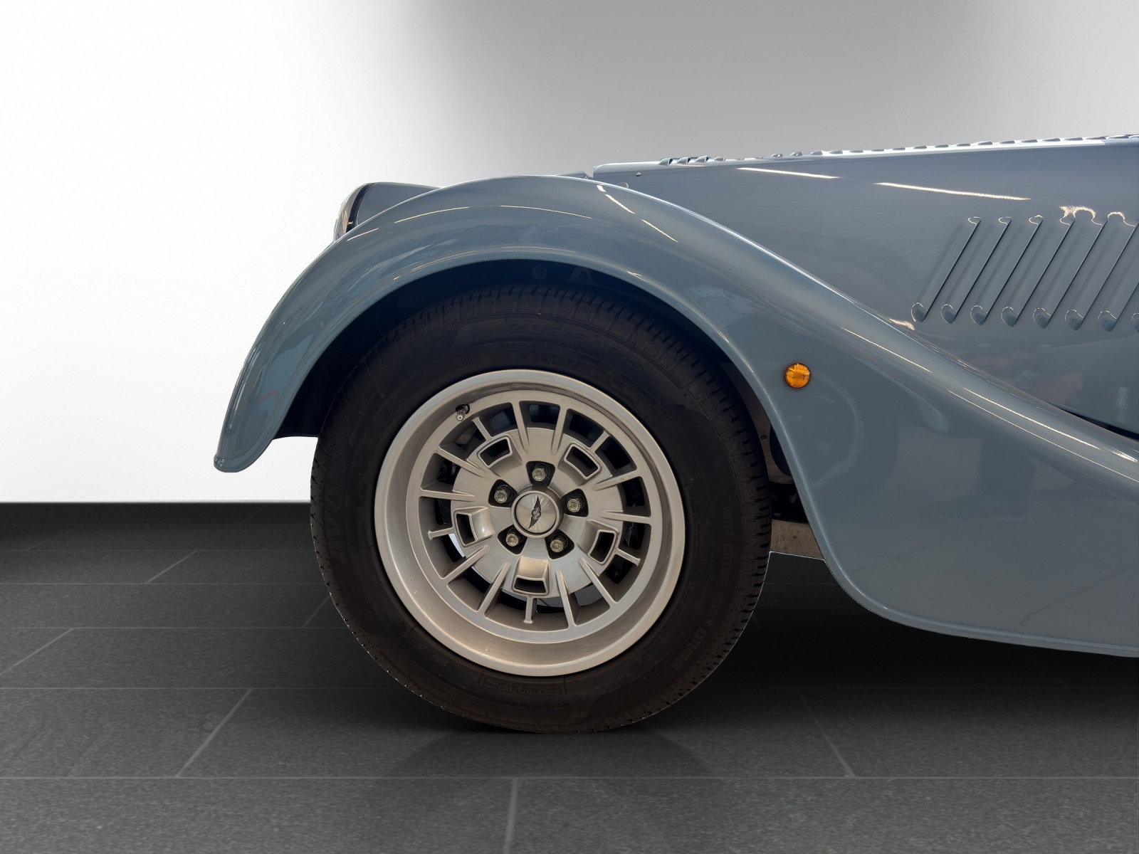 MORGAN PLUS FOUR-image-3
