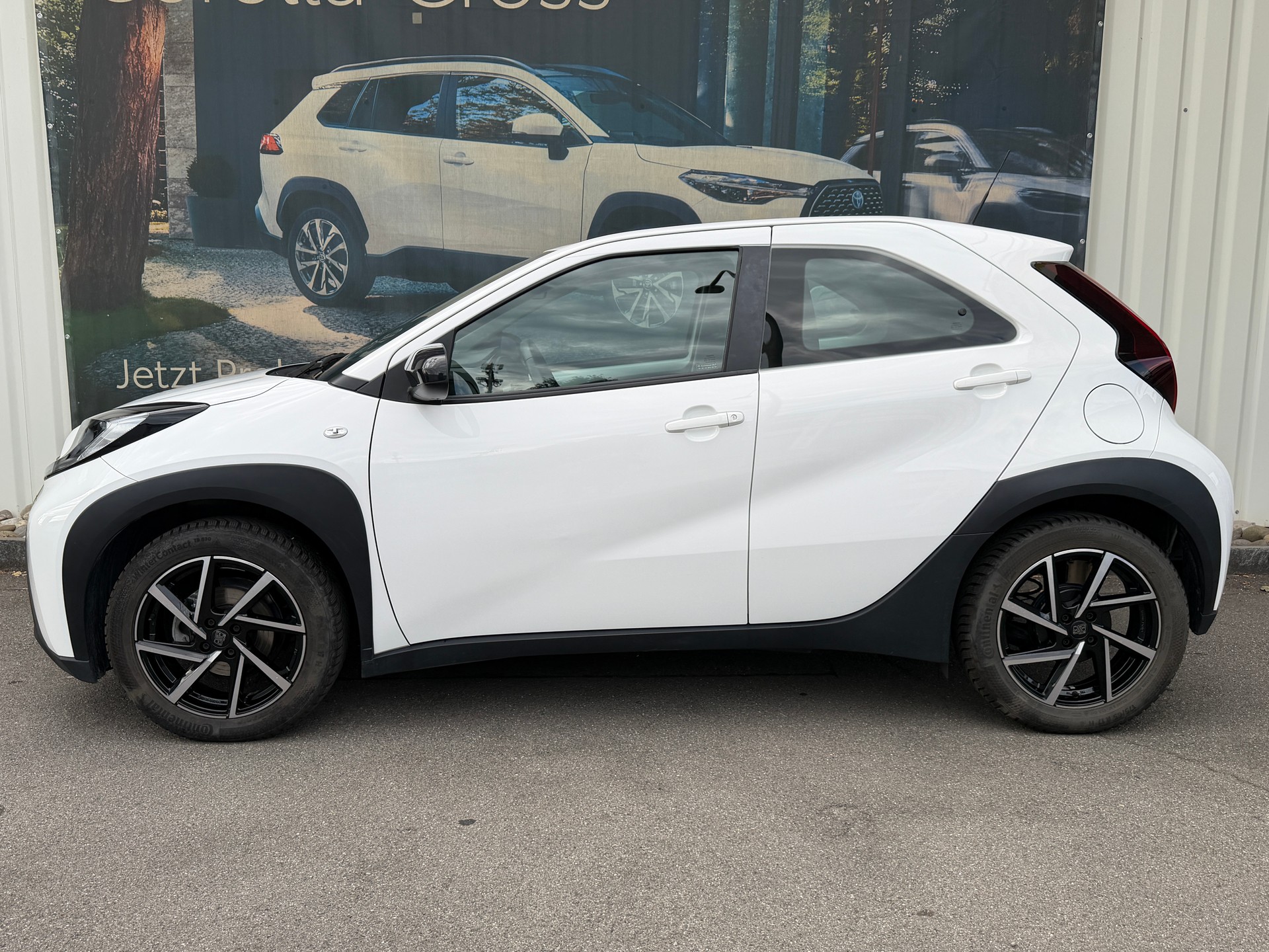 TOYOTA Aygo X 1.0 VVT-i Comfort CVT-image-1