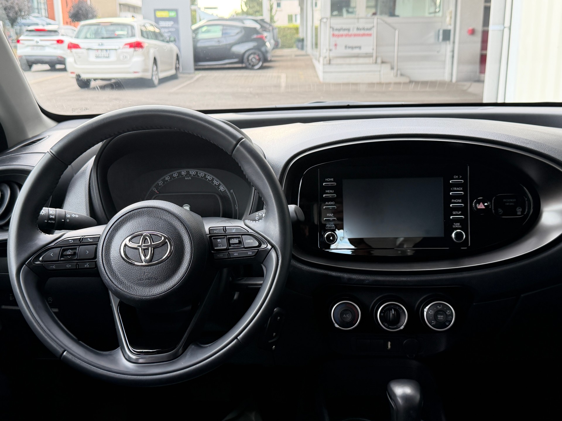 TOYOTA Aygo X 1.0 VVT-i Comfort CVT-image-8