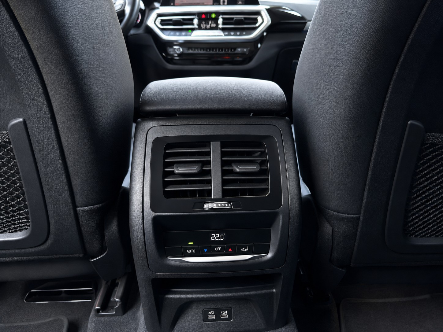 BMW X3 20d xDrive * CH FAHRZEUG *-image-16
