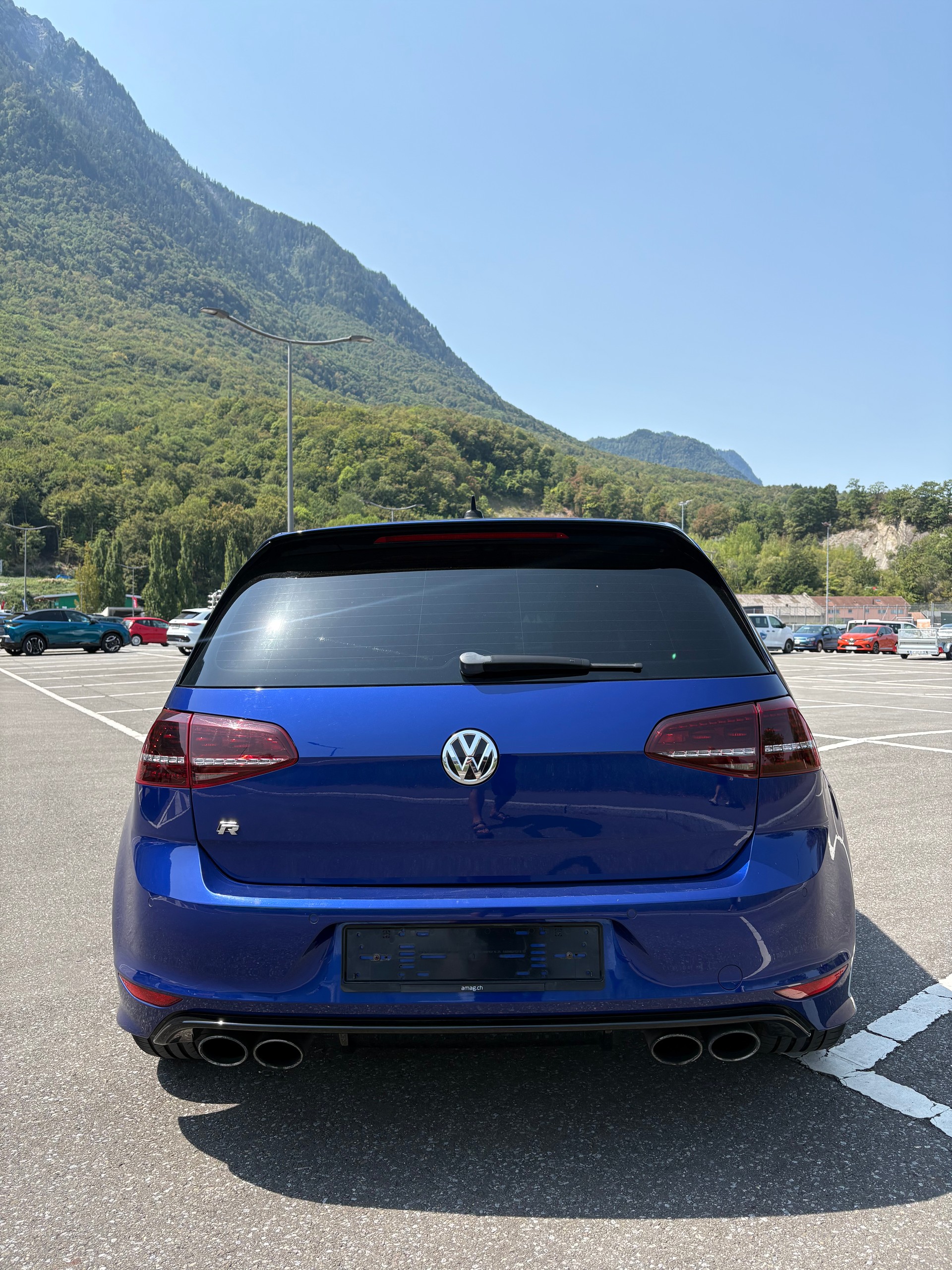 VW 2.0 TSI R 4 Motion-image-5