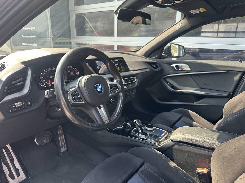 BMW M135i xDrive (CH)-image-5