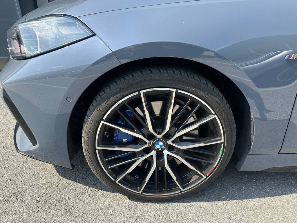 BMW M135i xDrive (CH)-image-13