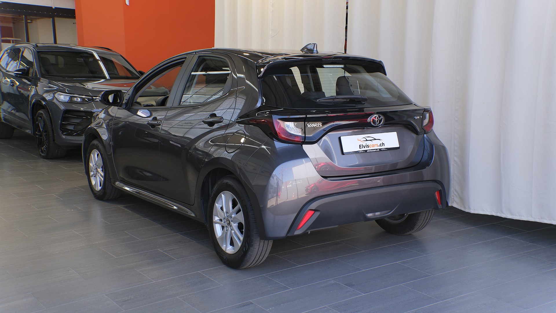 TOYOTA Yaris 1.5 Comfort e-CVT-image-13