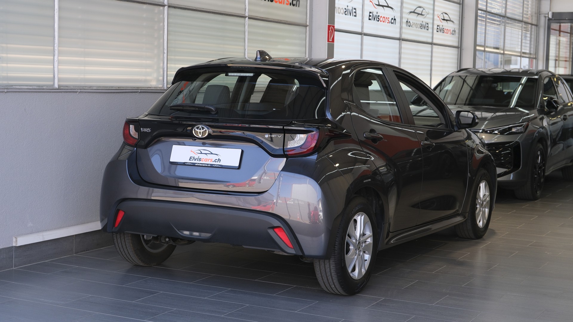 TOYOTA Yaris 1.5 Comfort e-CVT-image-23