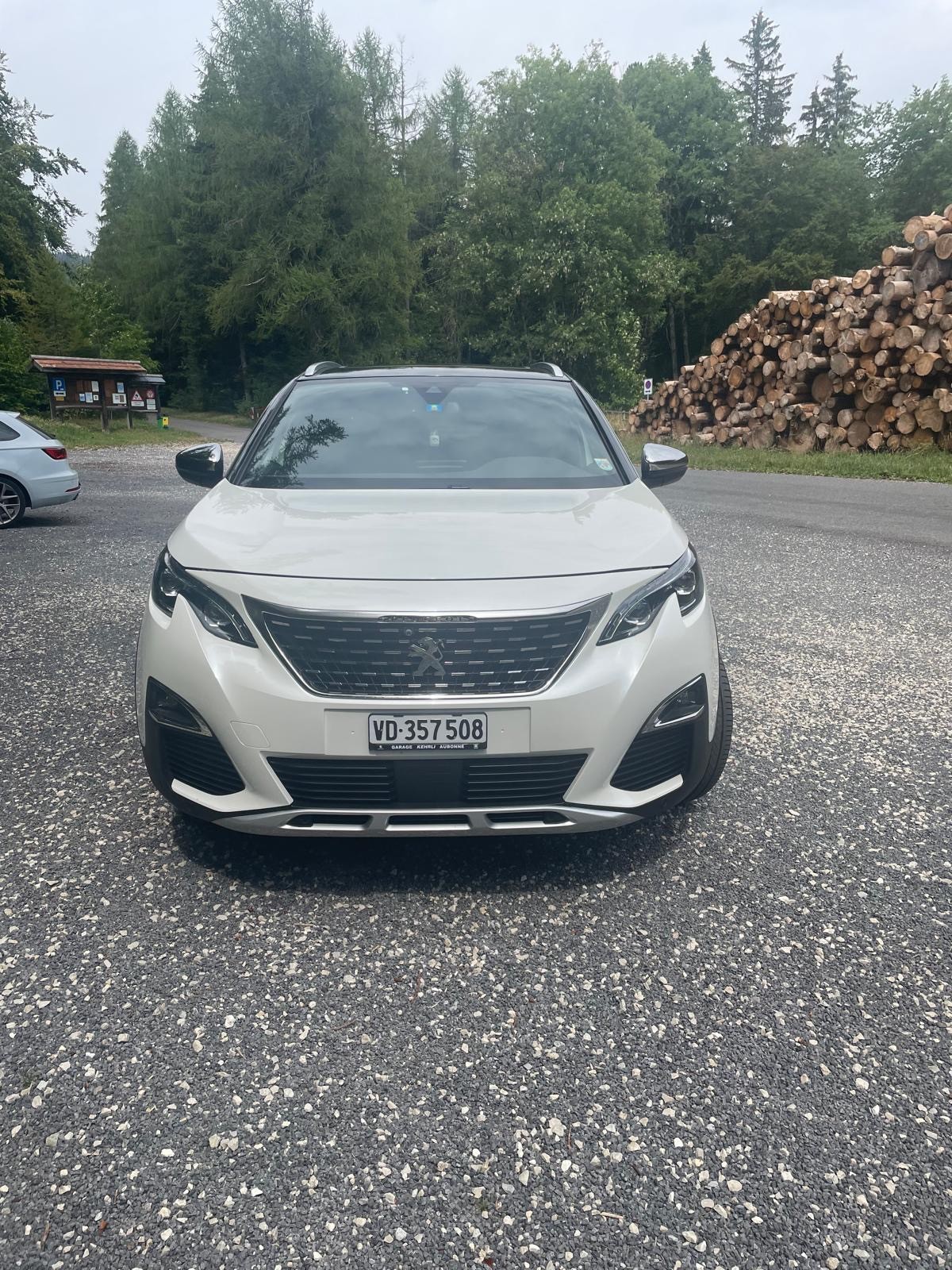 PEUGEOT 2.0 BlueHDi 180 GT-image-1
