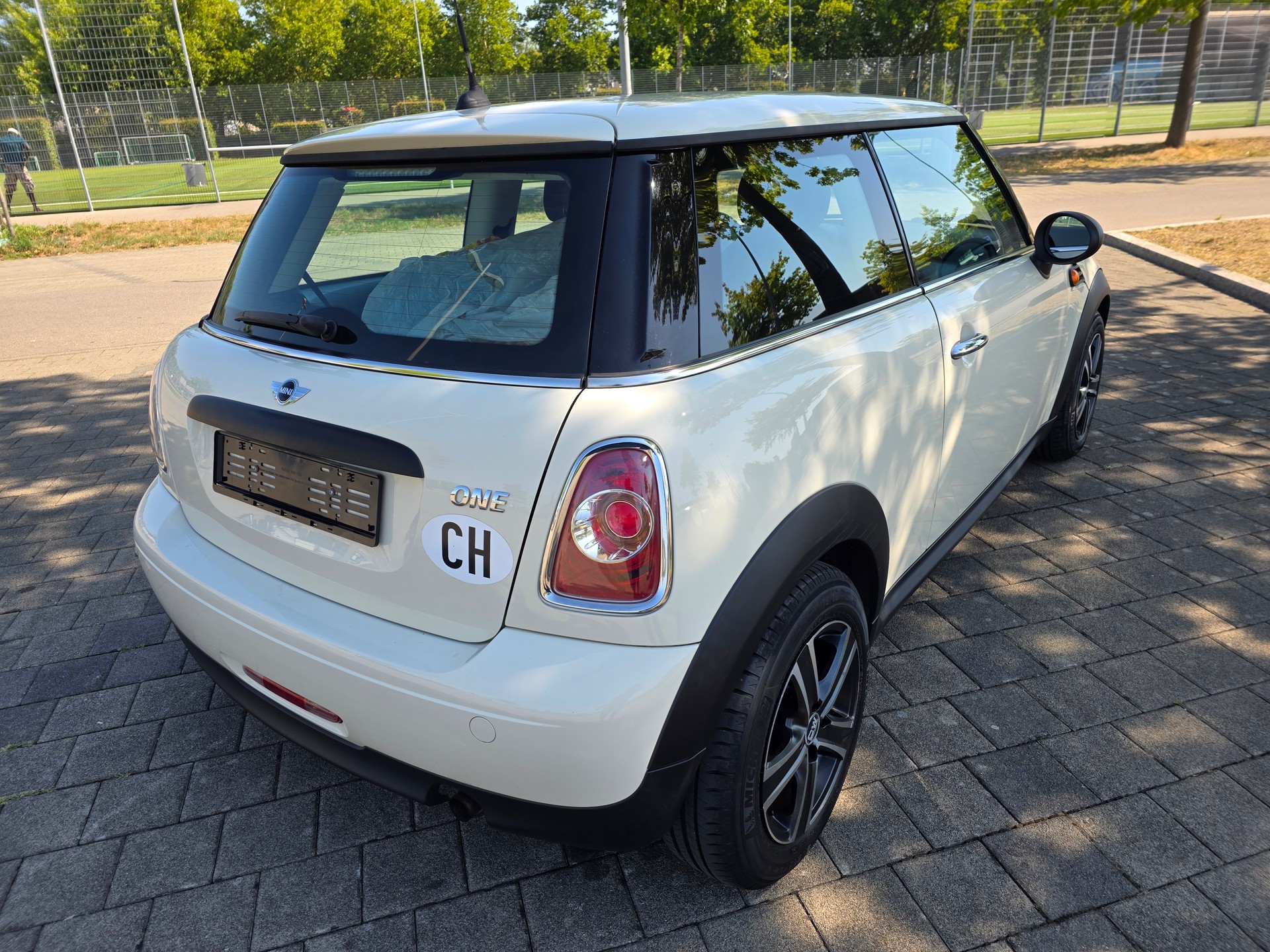 MINI One-image-6