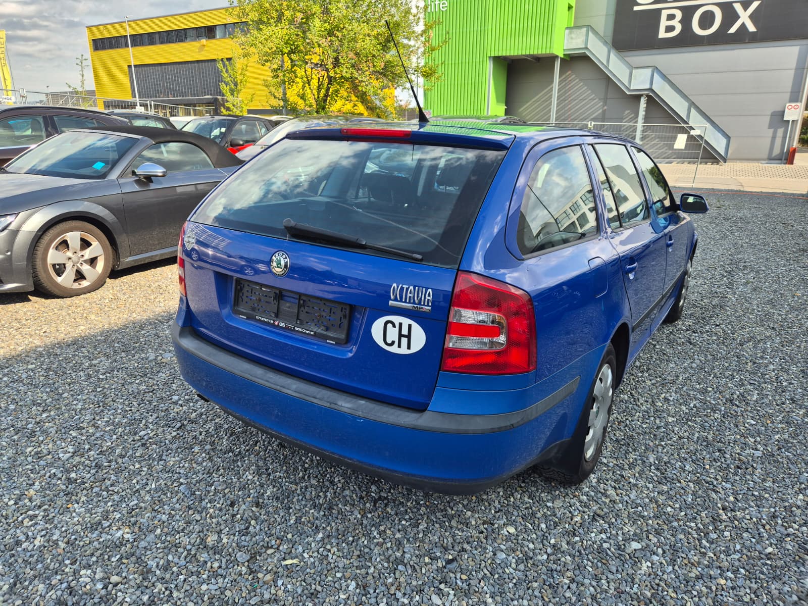 SKODA Octavia 1.6 Ambiente-image-2