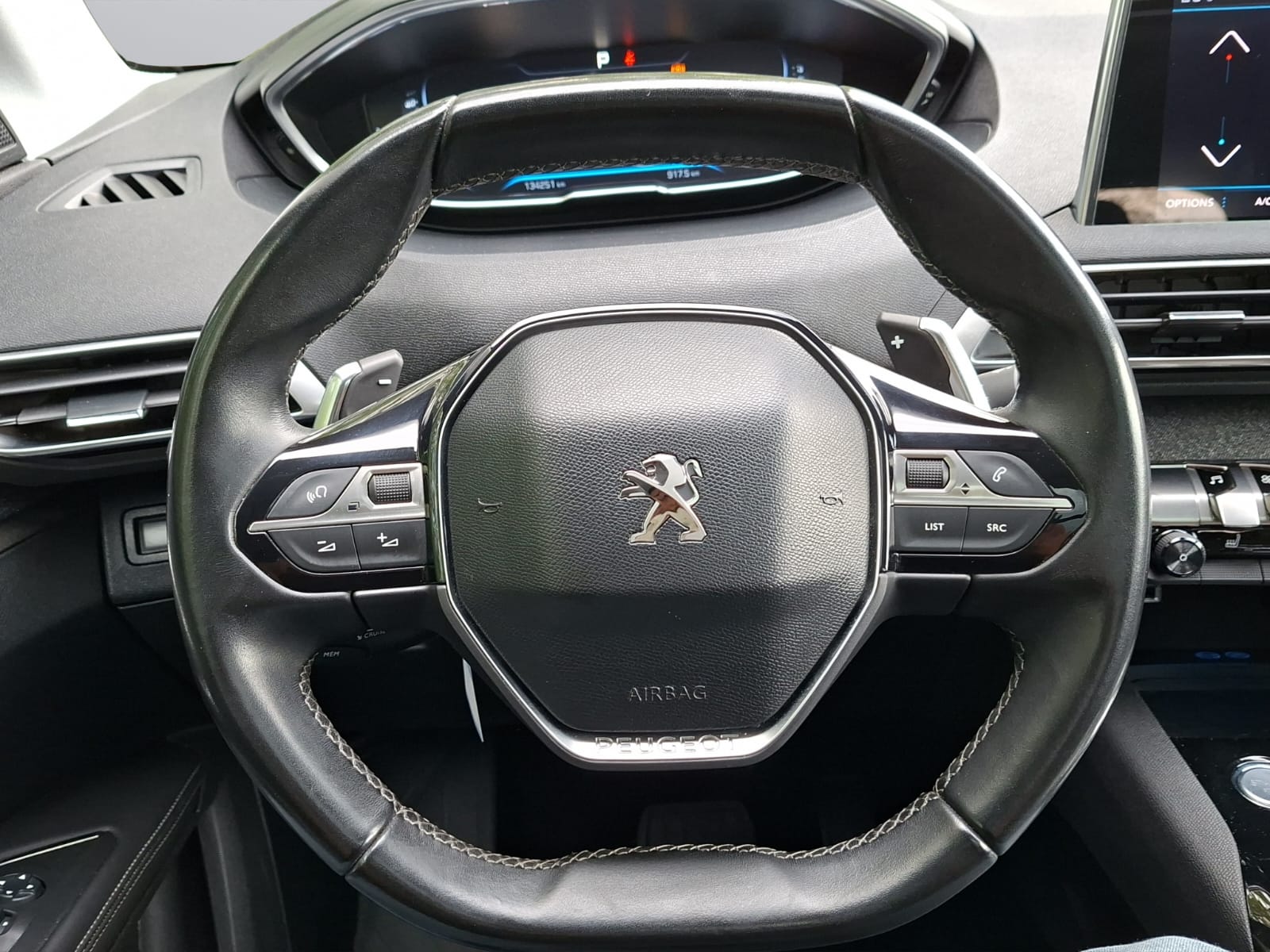 PEUGEOT 5008 1.6 THP Allure EAT-image-13