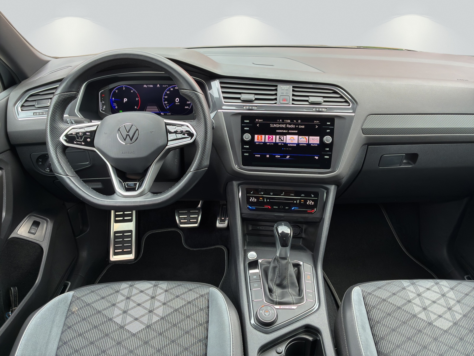 VW Tiguan Allspace 2.0 TDI SCR R-Line 4Motion DSG-image-6