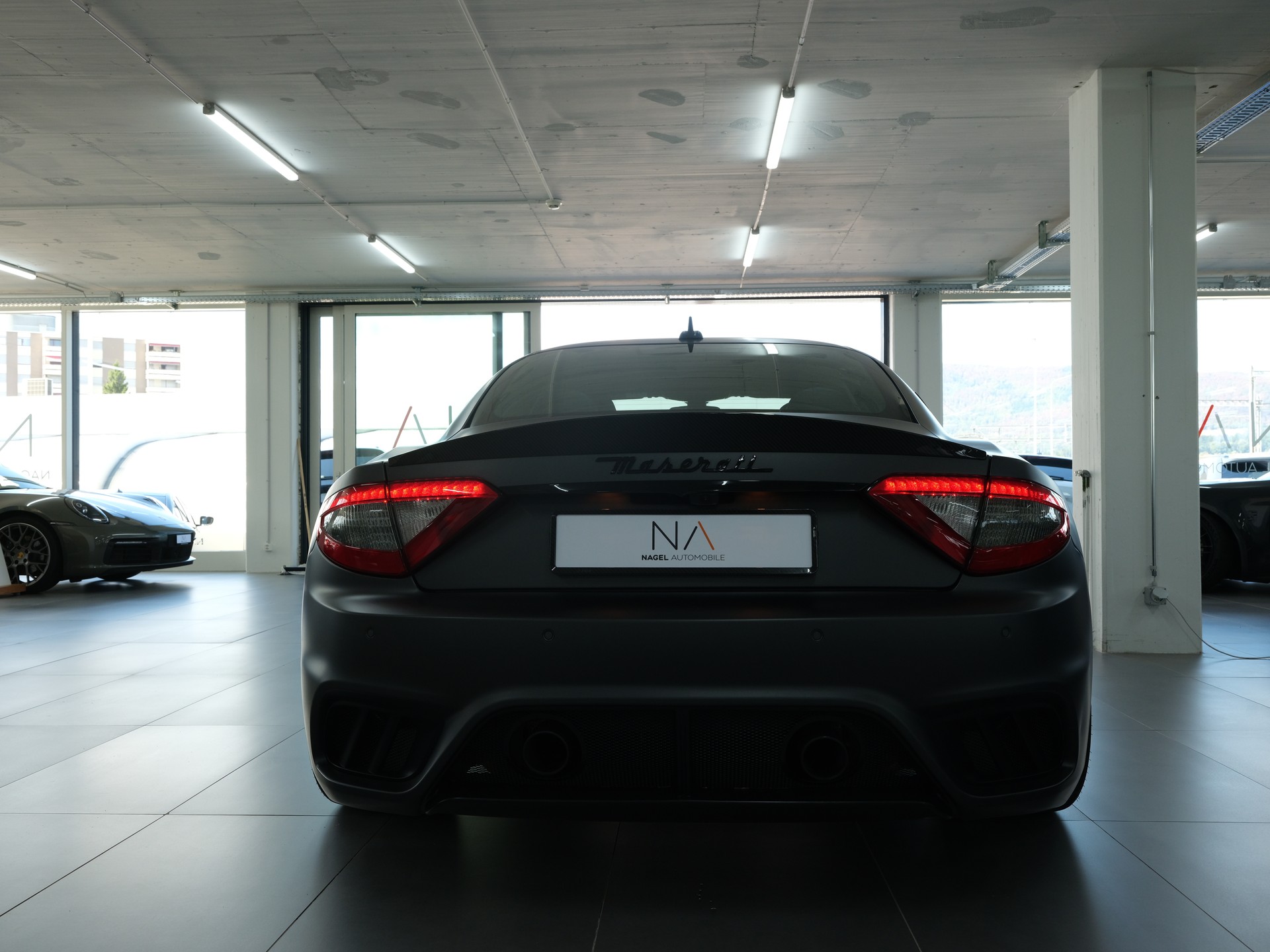 MASERATI GranTurismo MC Automatica *1. Hand* *Sportabgassanlage*-showroom-element-3