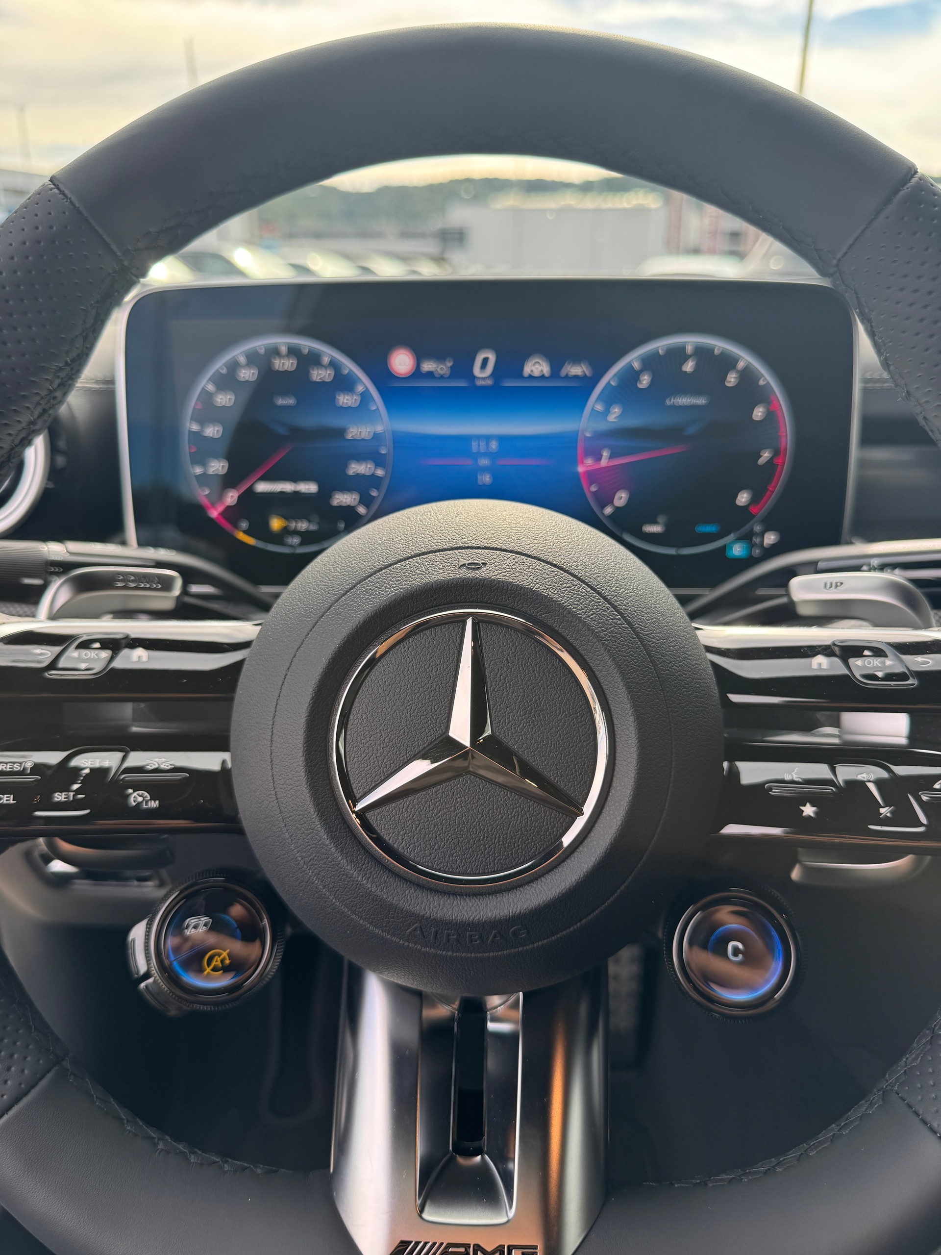 MERCEDES-BENZ AMG CLE 53 Coupé 4Matic+-image-6