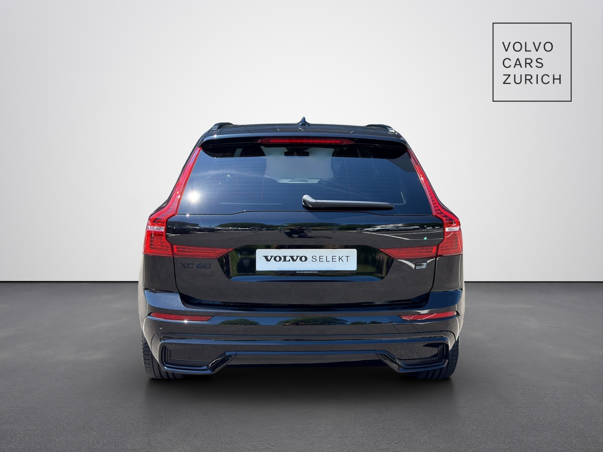 VOLVO XC60 2.0 T8 TE XCENTRIC Black Edition eAWD-image-5