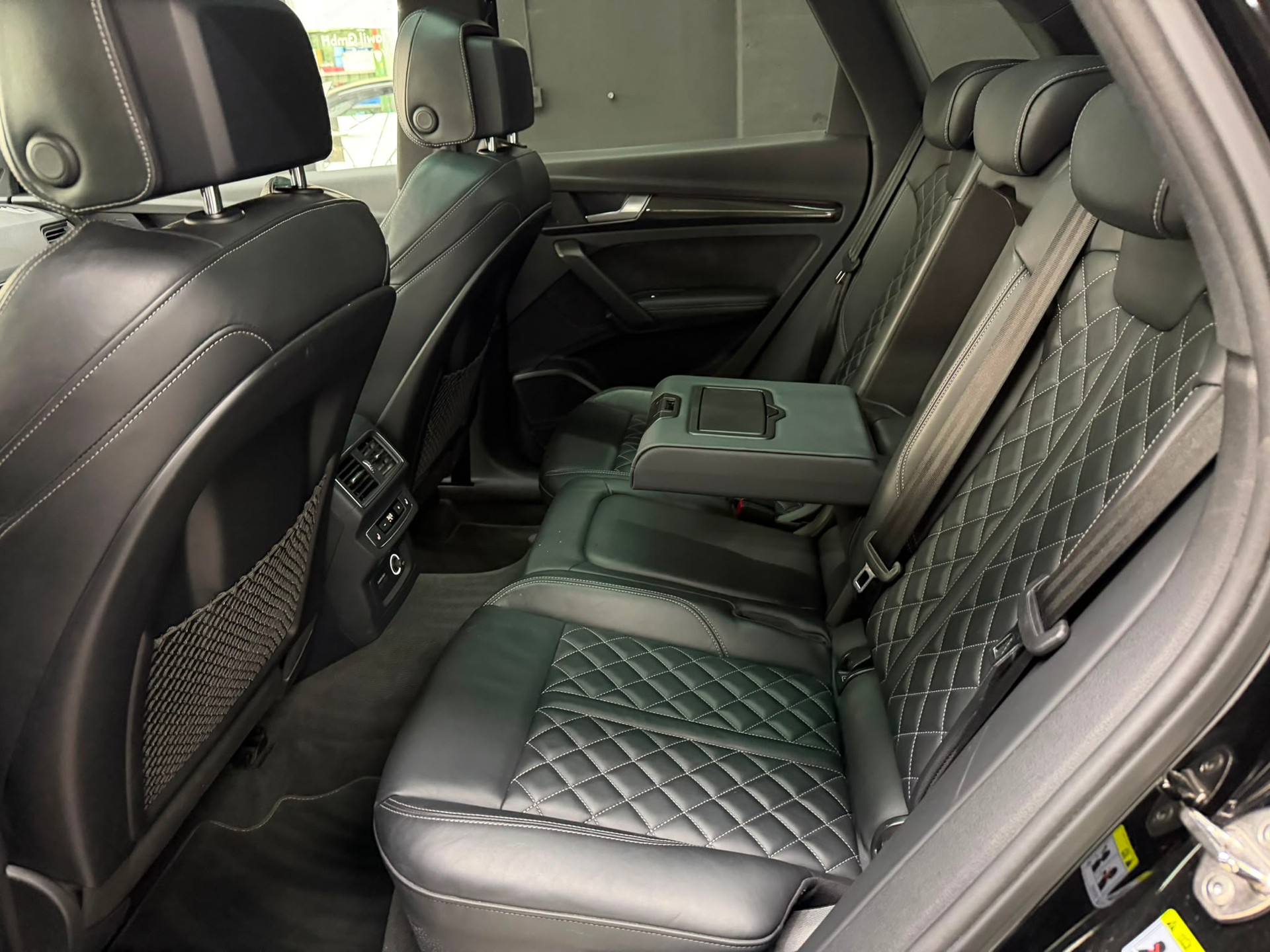 AUDI SQ5 3.0 TFSI quattro S-tronic-image-17