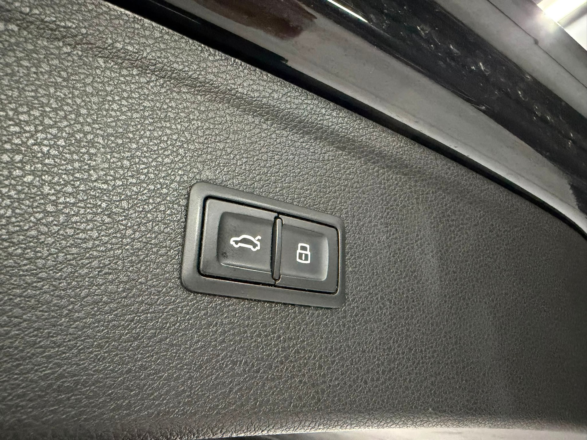 AUDI SQ5 3.0 TFSI quattro S-tronic-image-15