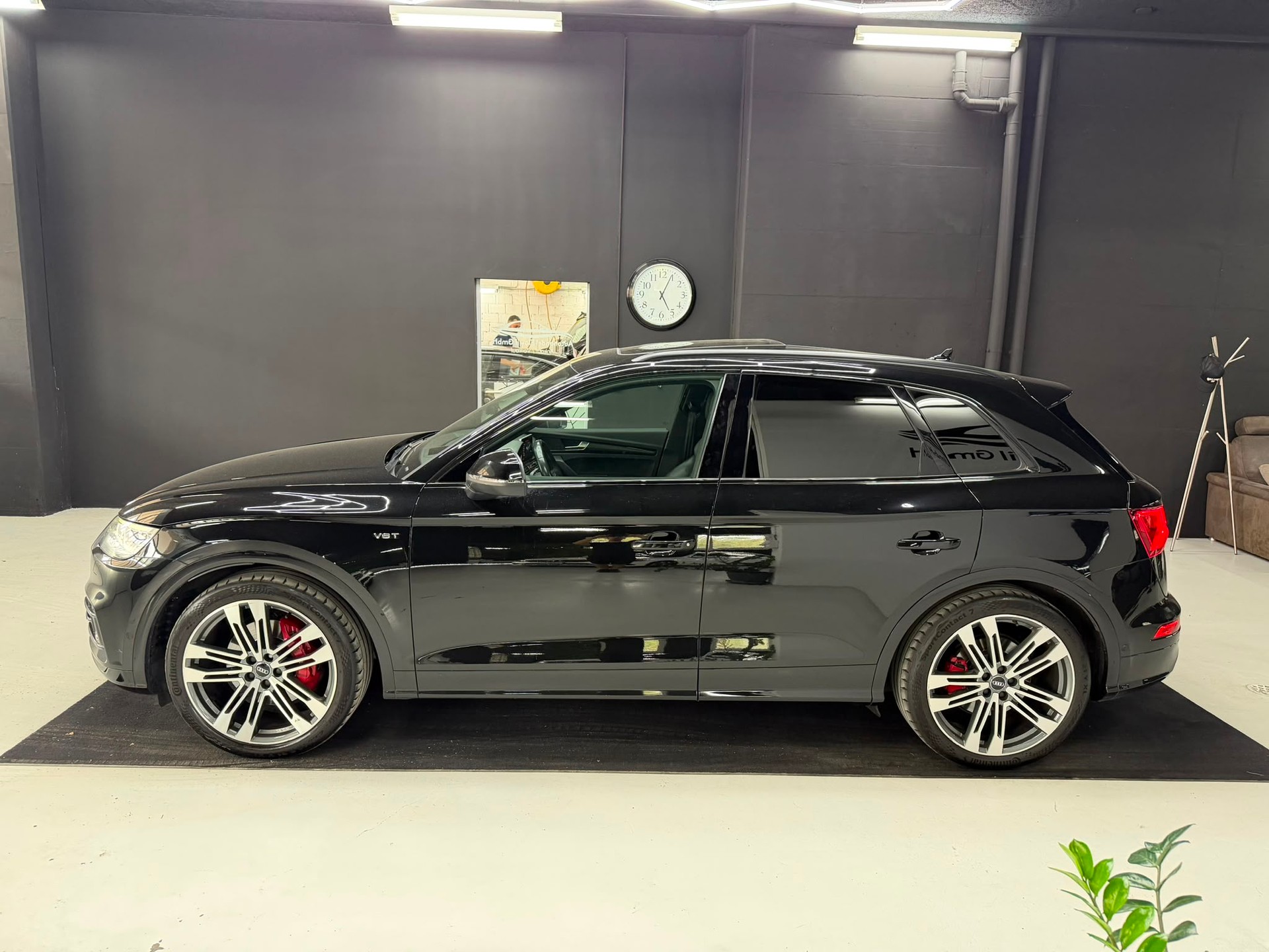 AUDI SQ5 3.0 TFSI quattro S-tronic-showroom-element-3