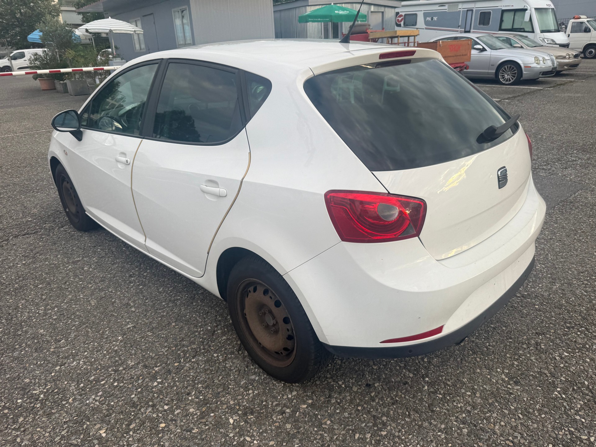 SEAT Ibiza 1.6 Style DSG-image-3