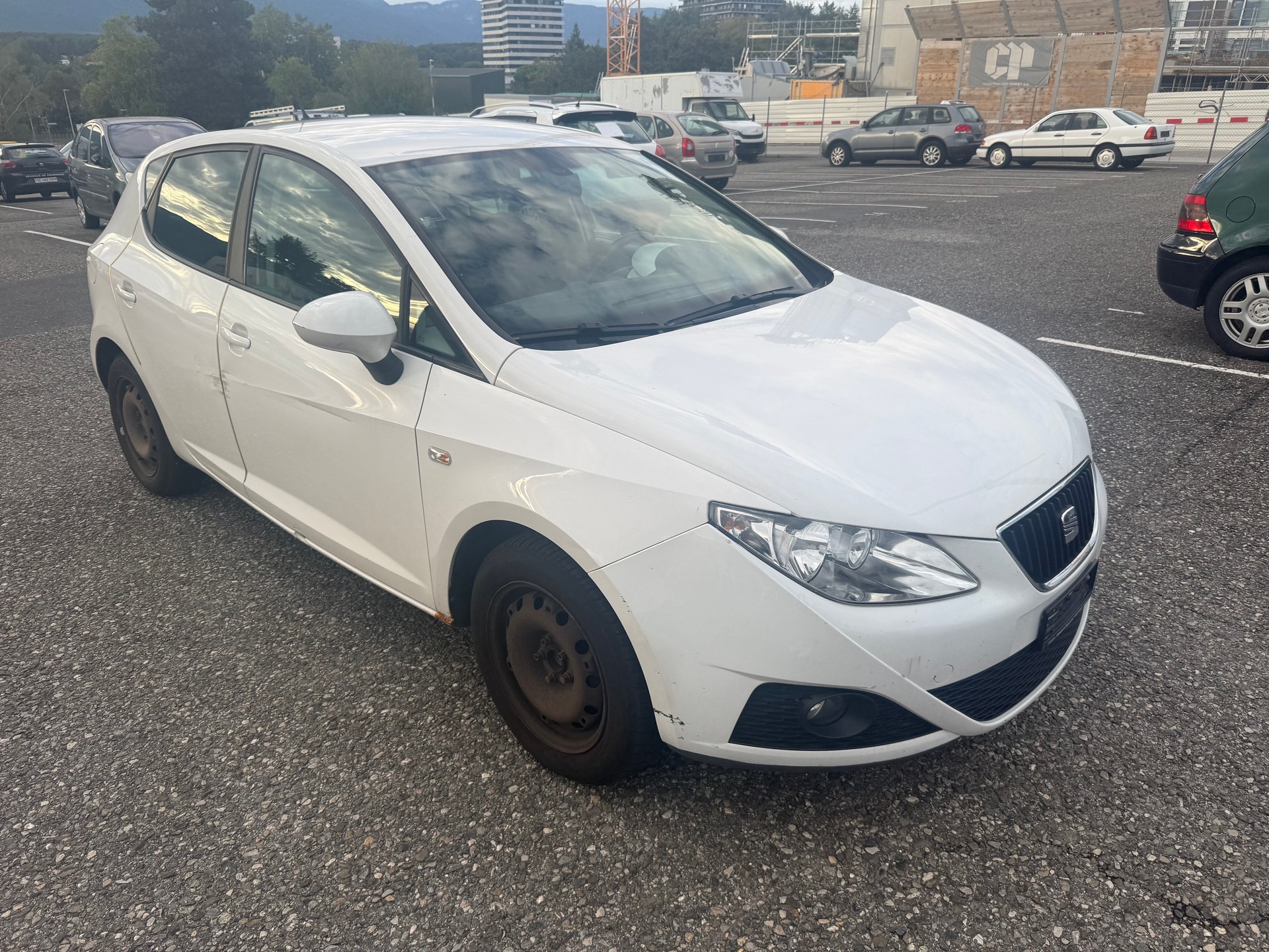 SEAT Ibiza 1.6 Style DSG-image-1