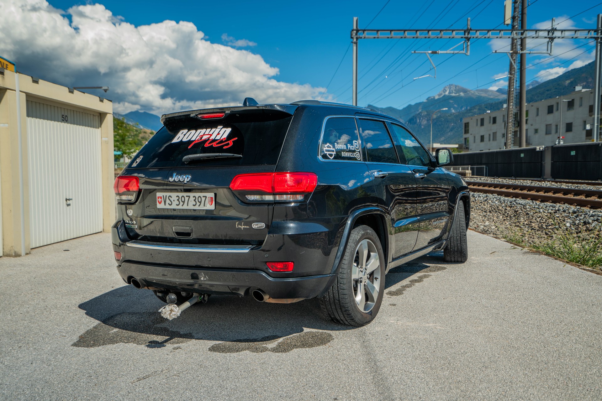 JEEP 3.0 CRD 250 Overland-image-1