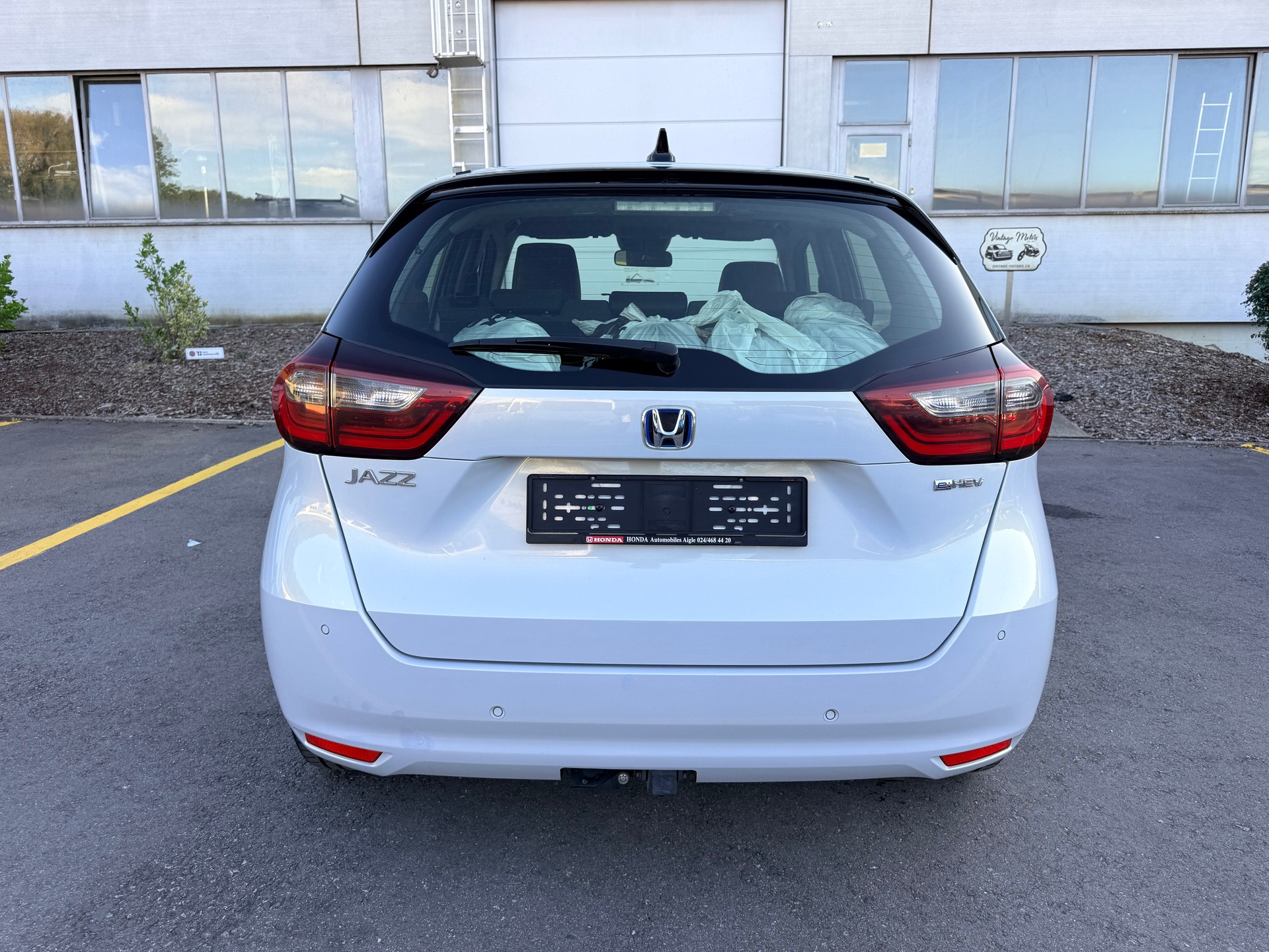 HONDA Jazz 1.5i-MMD Elegance E-CVT-image-7