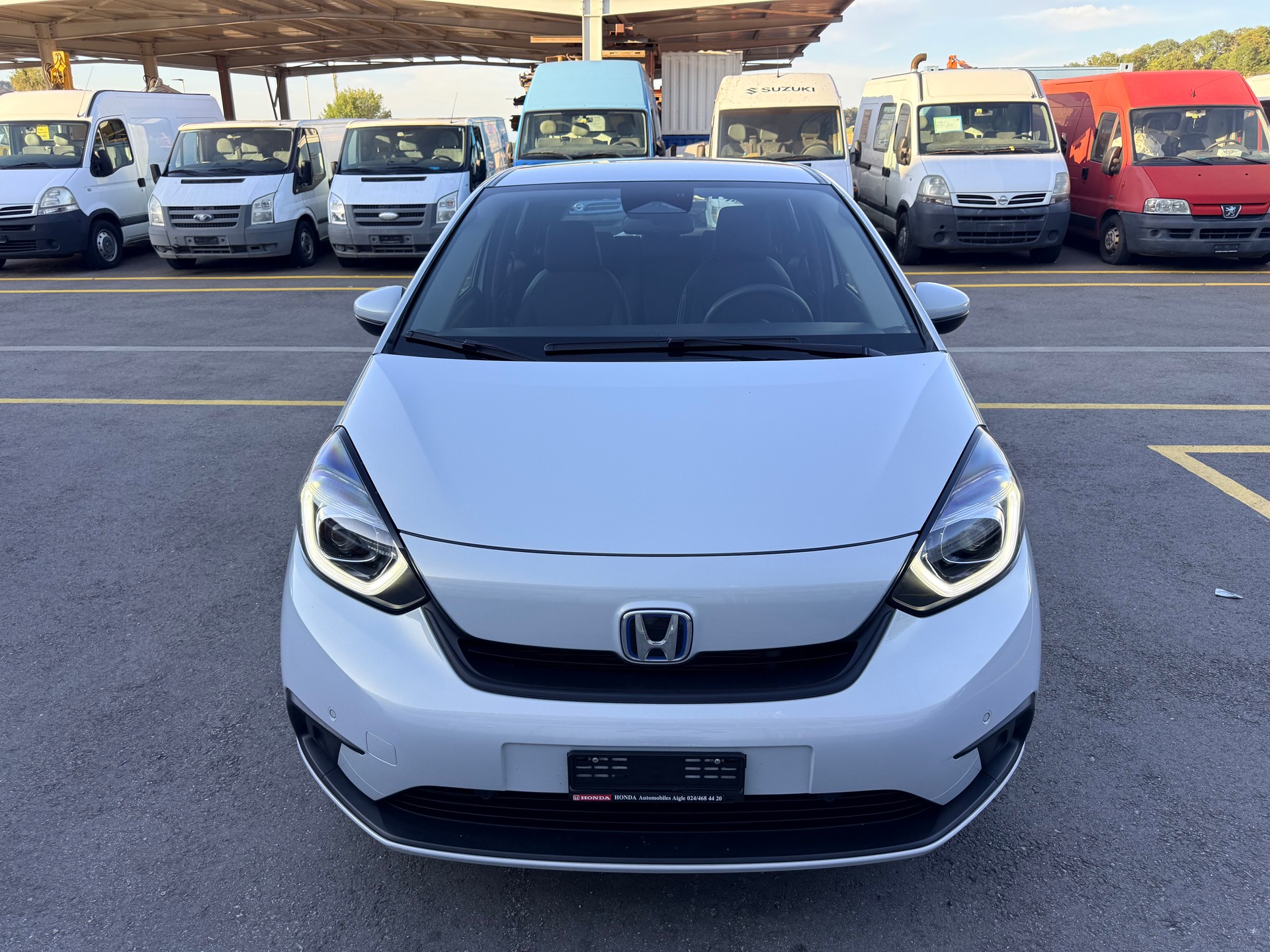 HONDA Jazz 1.5i-MMD Elegance E-CVT-image-3