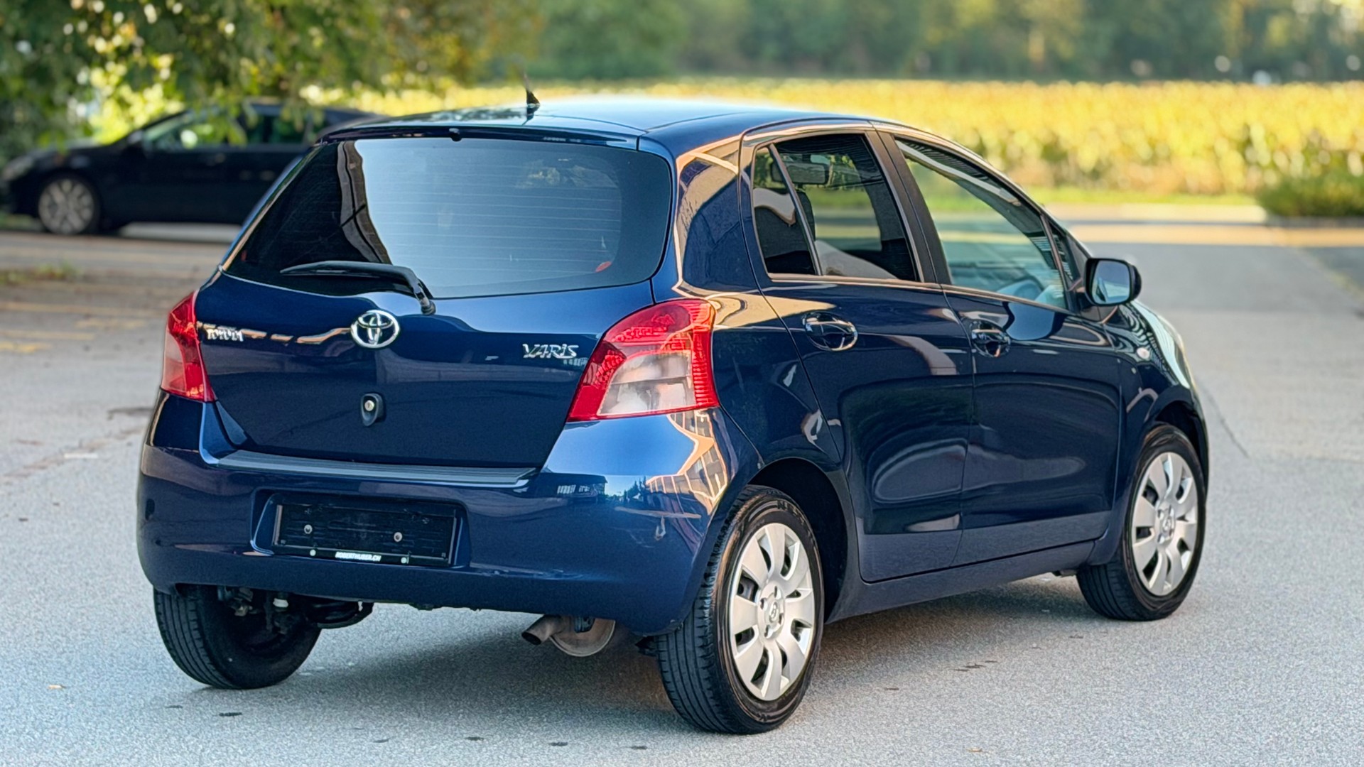 TOYOTA Yaris 1.3 Linea Sol-image-2