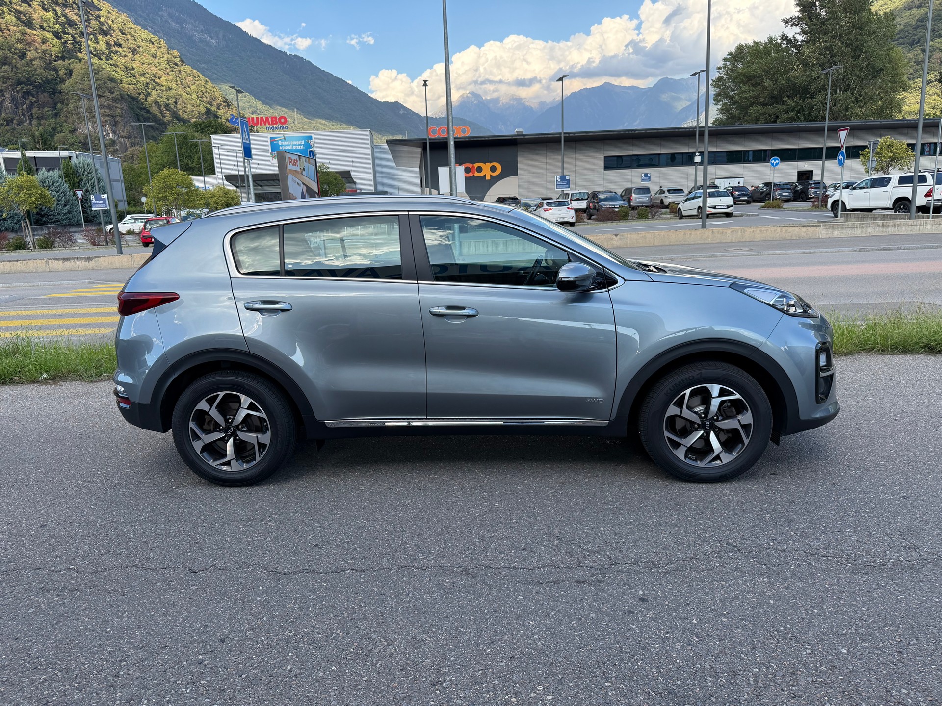 KIA Sportage 1.6CRDi Style 4WD Automat-image-0