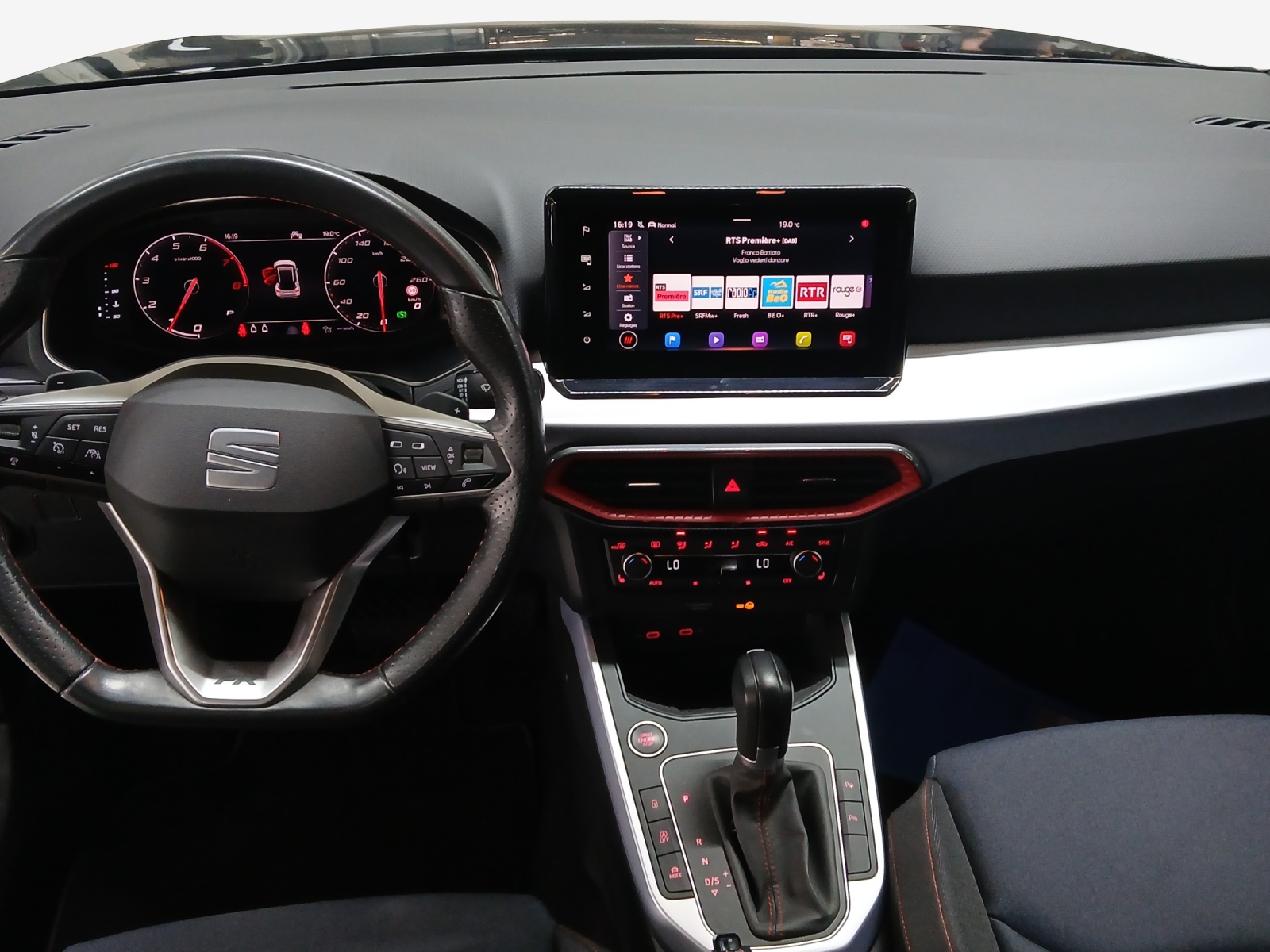 SEAT Arona 1.0 TSI Eco Hola FR DSG-image-8