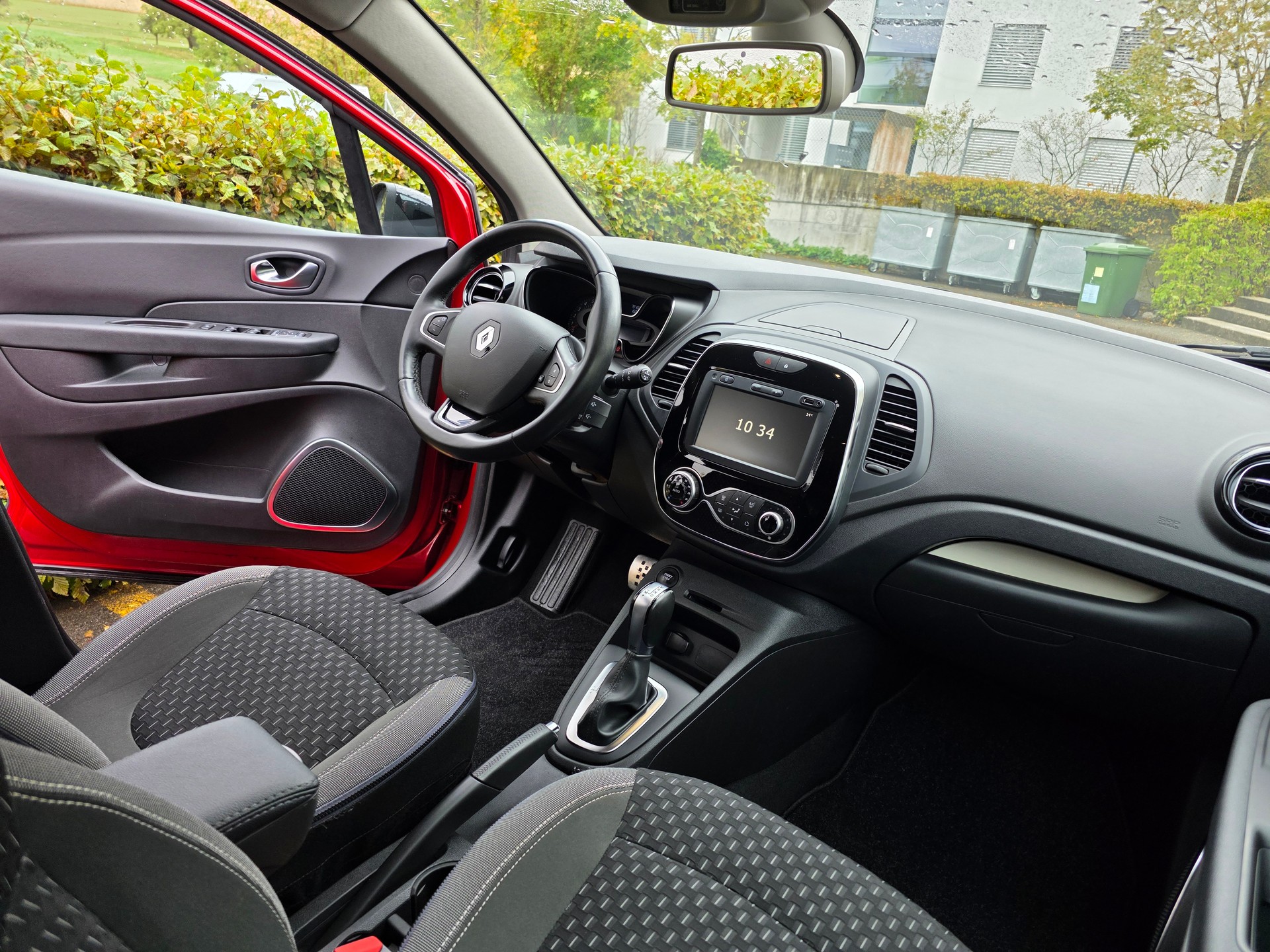 RENAULT Captur 1.3 T 16V Intens EDC-image-9