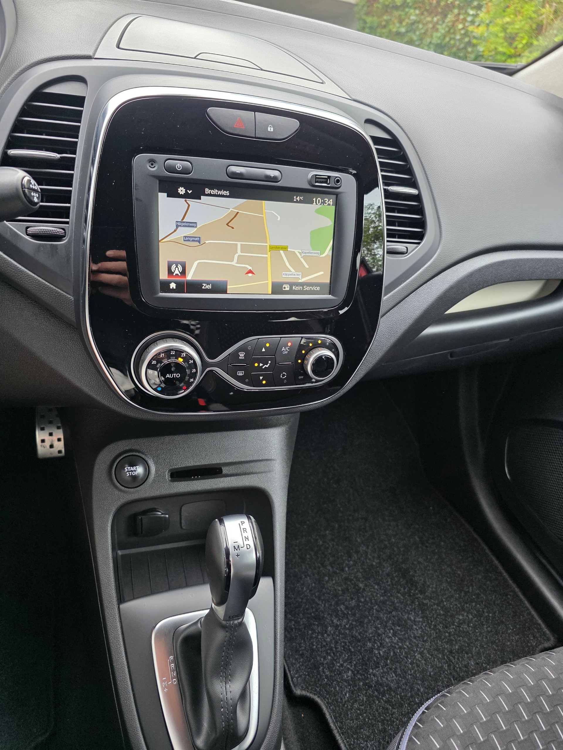 RENAULT Captur 1.3 T 16V Intens EDC-image-10
