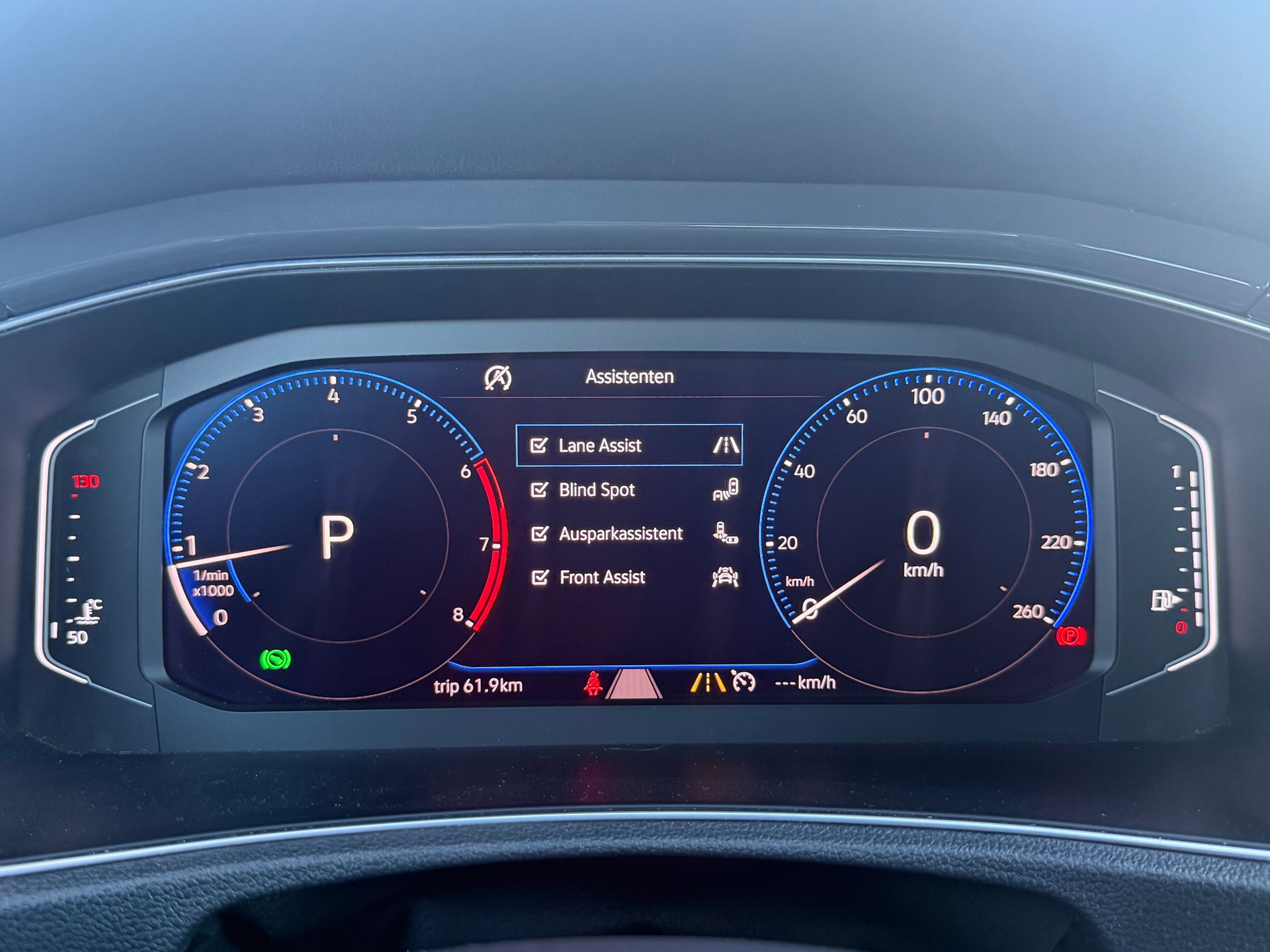 VW T-Roc 2.0 TSI Sport DSG 4Motion-image-15