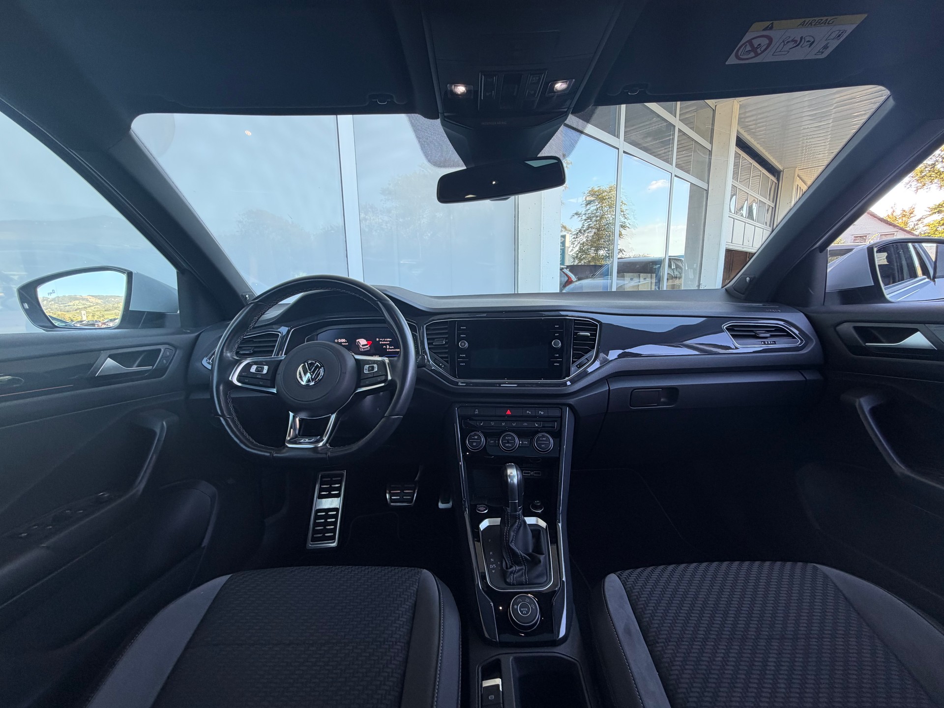 VW T-Roc 2.0 TSI Sport DSG 4Motion-image-7