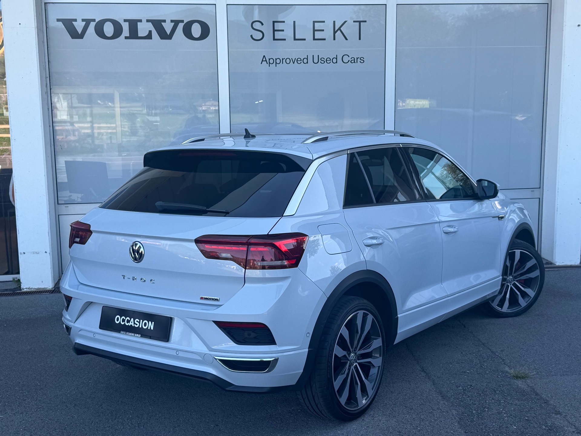 VW T-Roc 2.0 TSI Sport DSG 4Motion-image-1